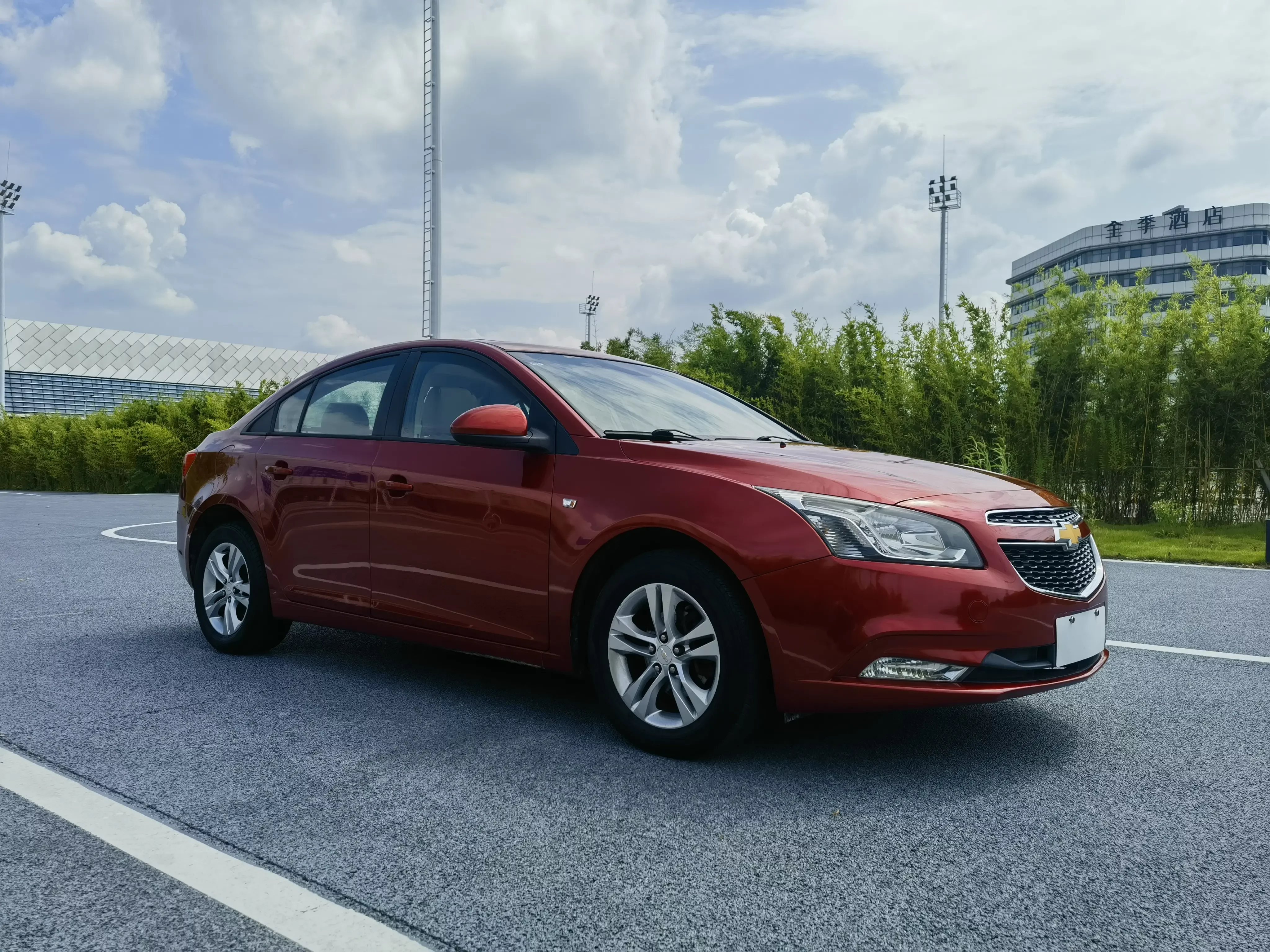 Chevrolet Monza (Cruze)