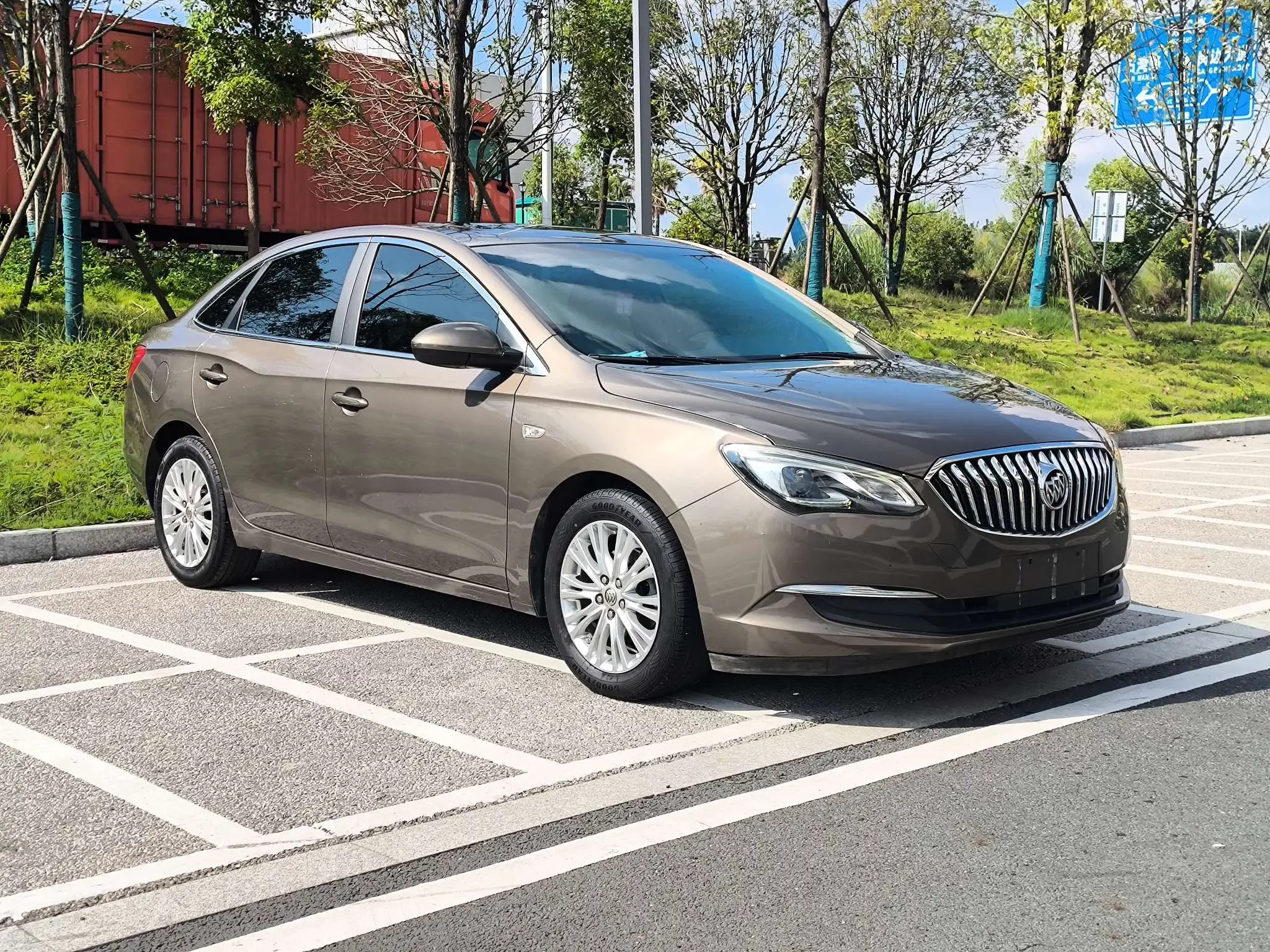 Buick Yinglang