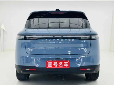 Leapmotor B10