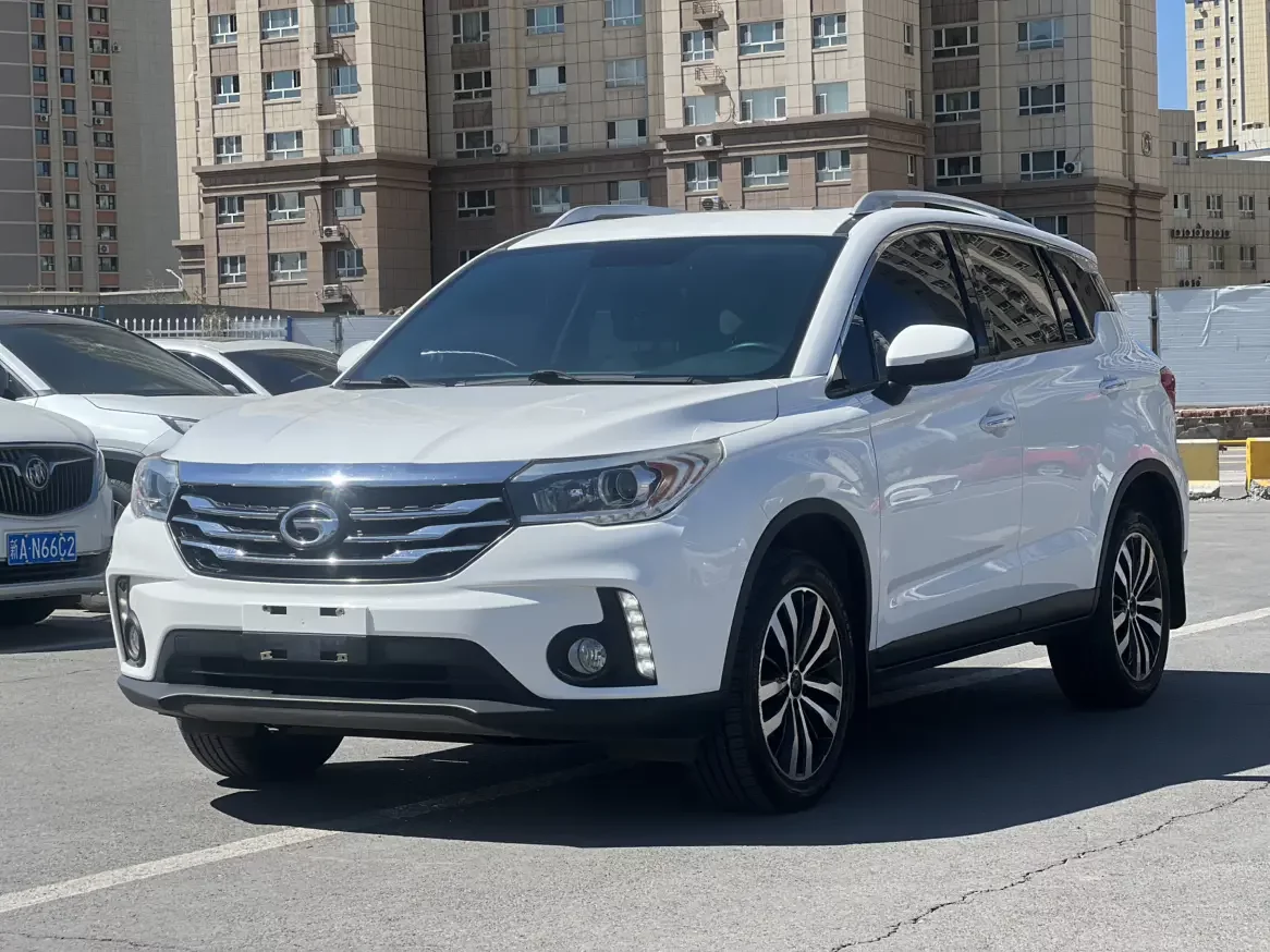 GAC Trumpchi GS4