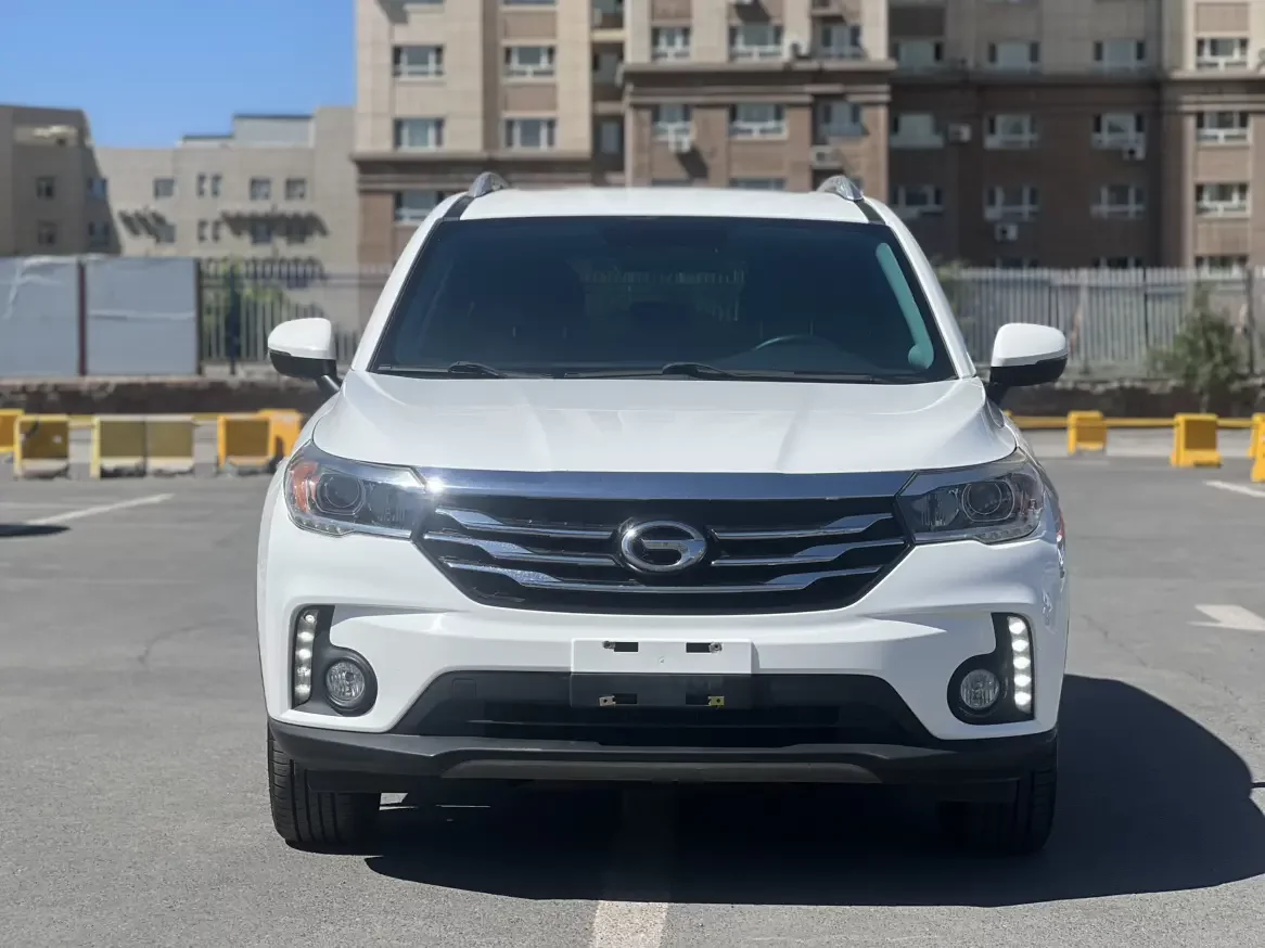 GAC Trumpchi GS4