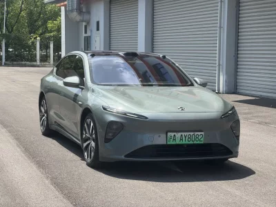 NIO ET7