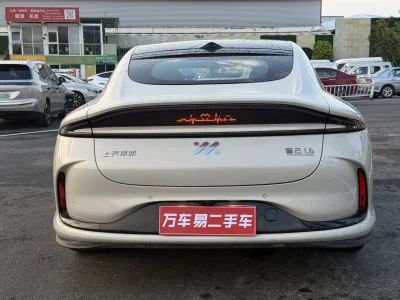IM Motors Zhiji L6