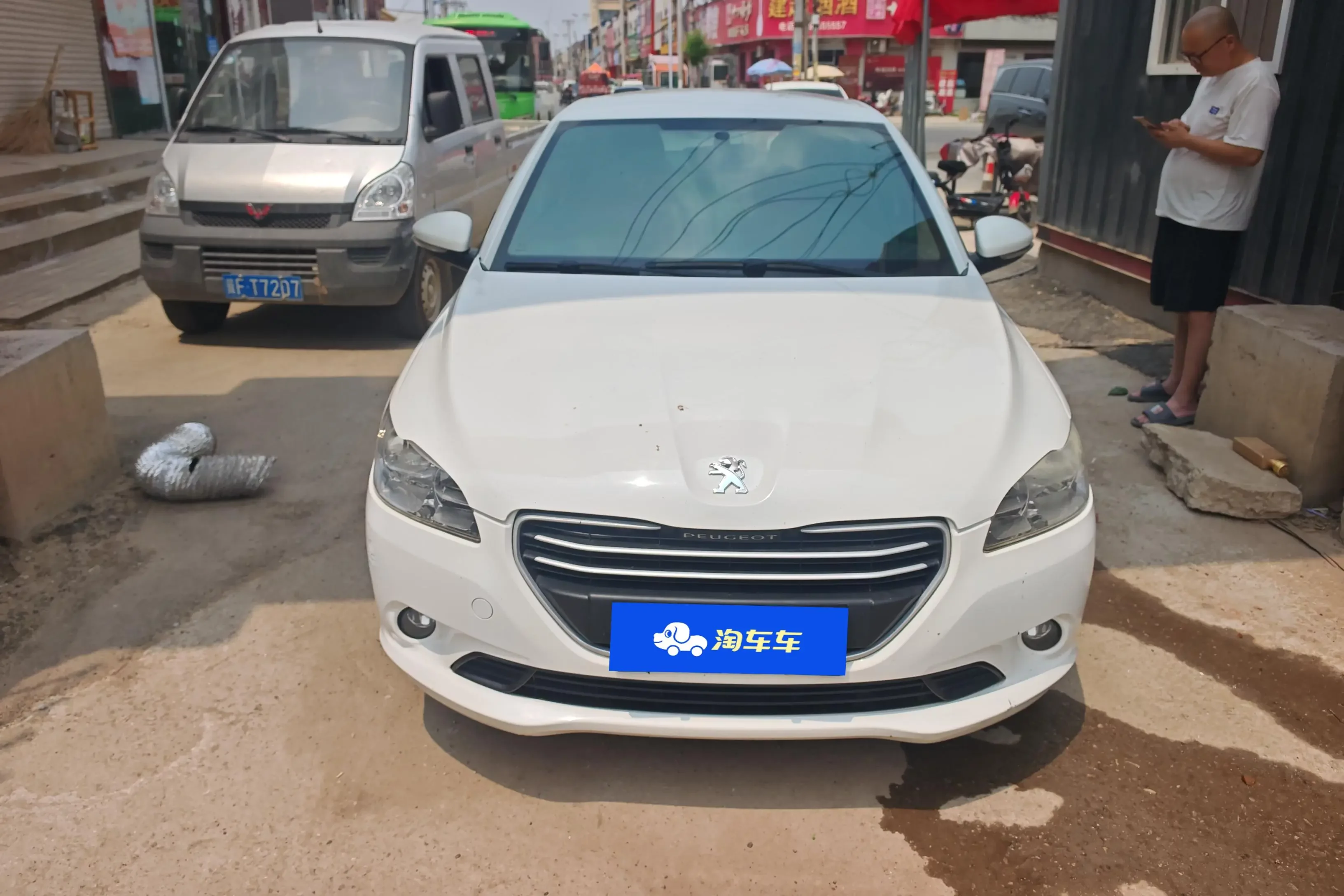 Peugeot 301