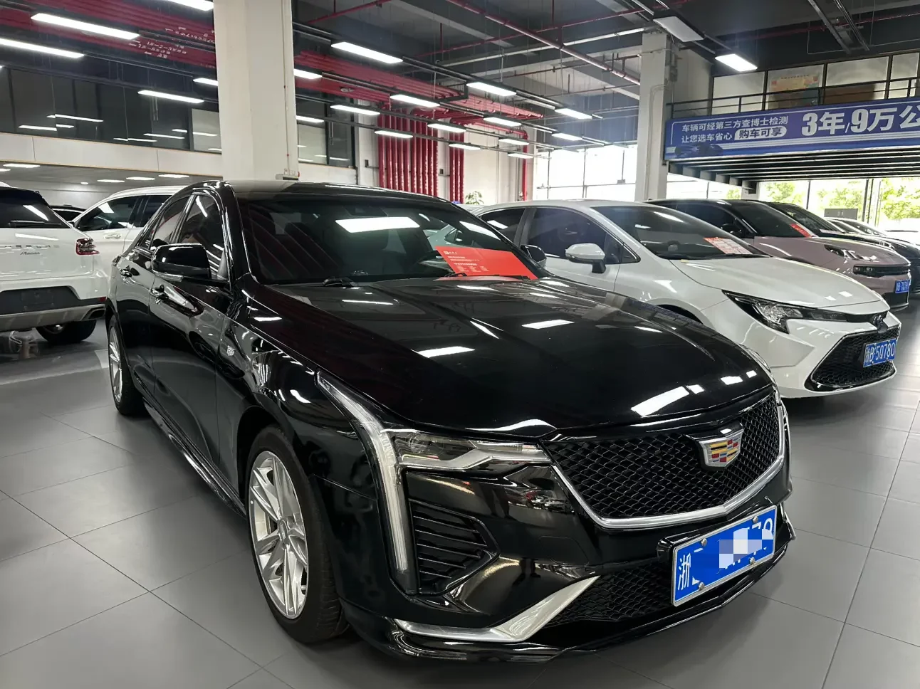 Cadillac CT4