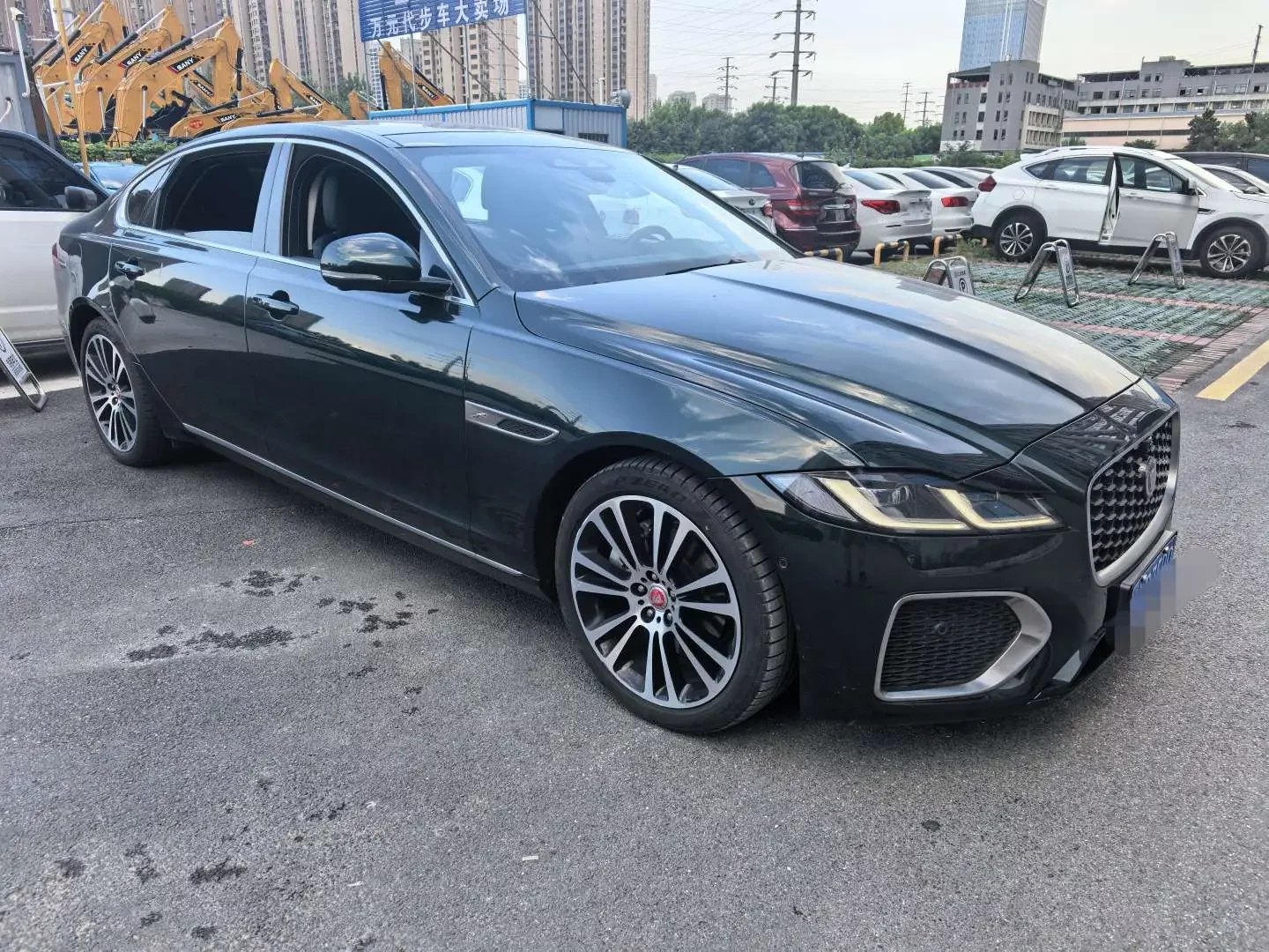 Jaguar XFL