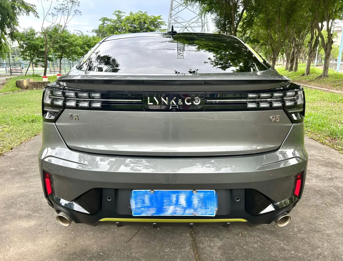 Lynk & Co 05