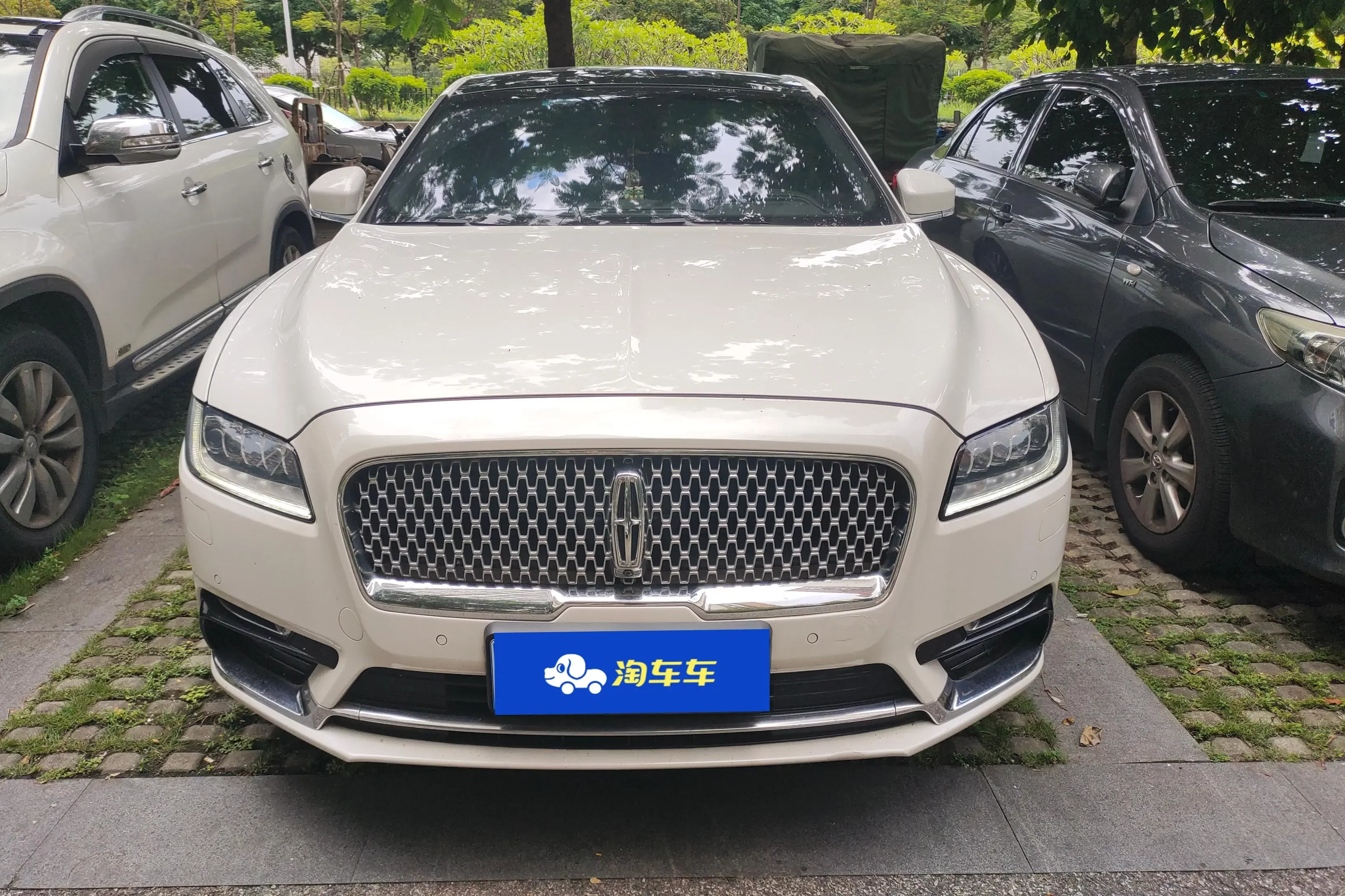 Lincoln Continental
