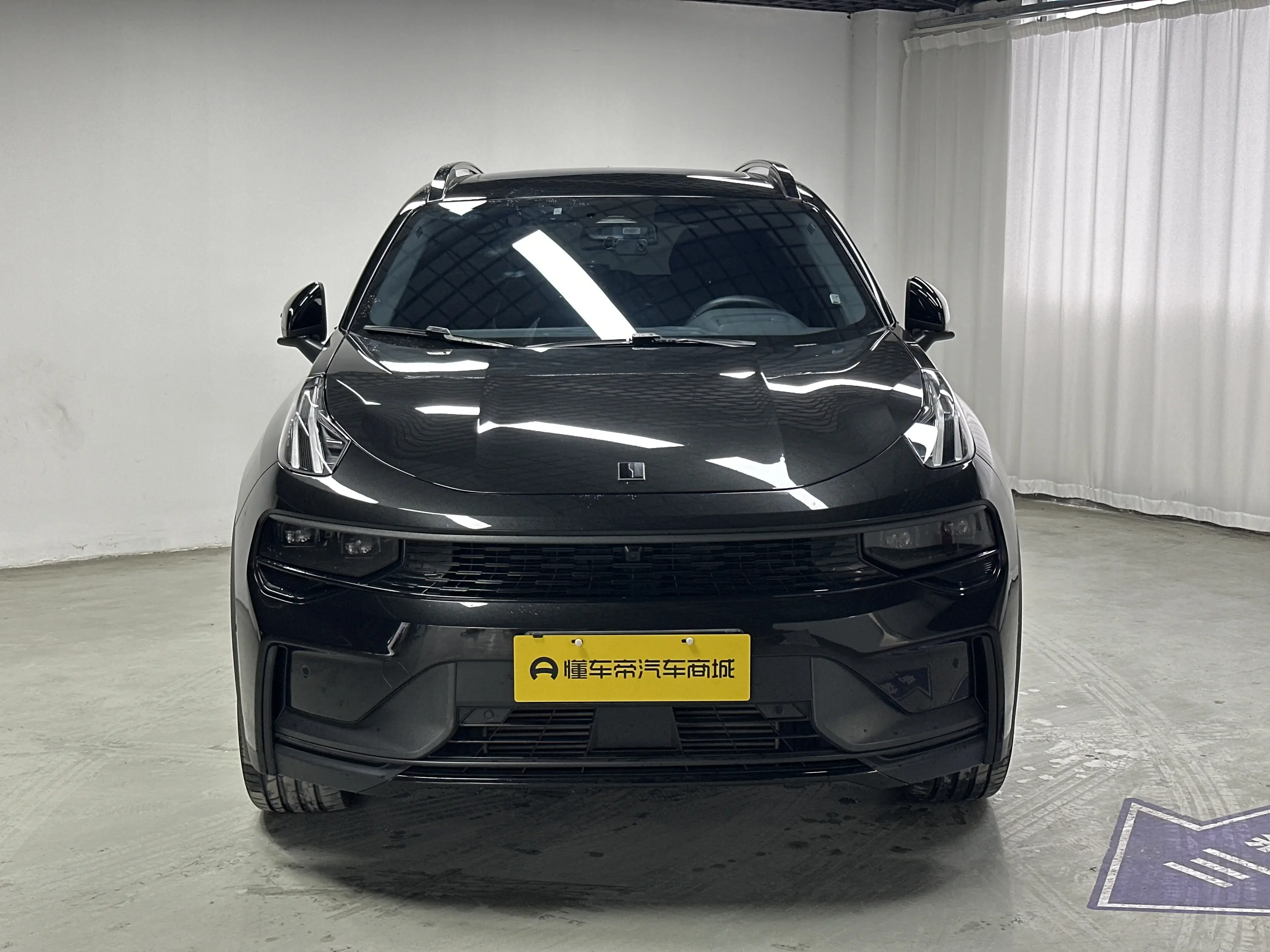 Lynk & Co 01