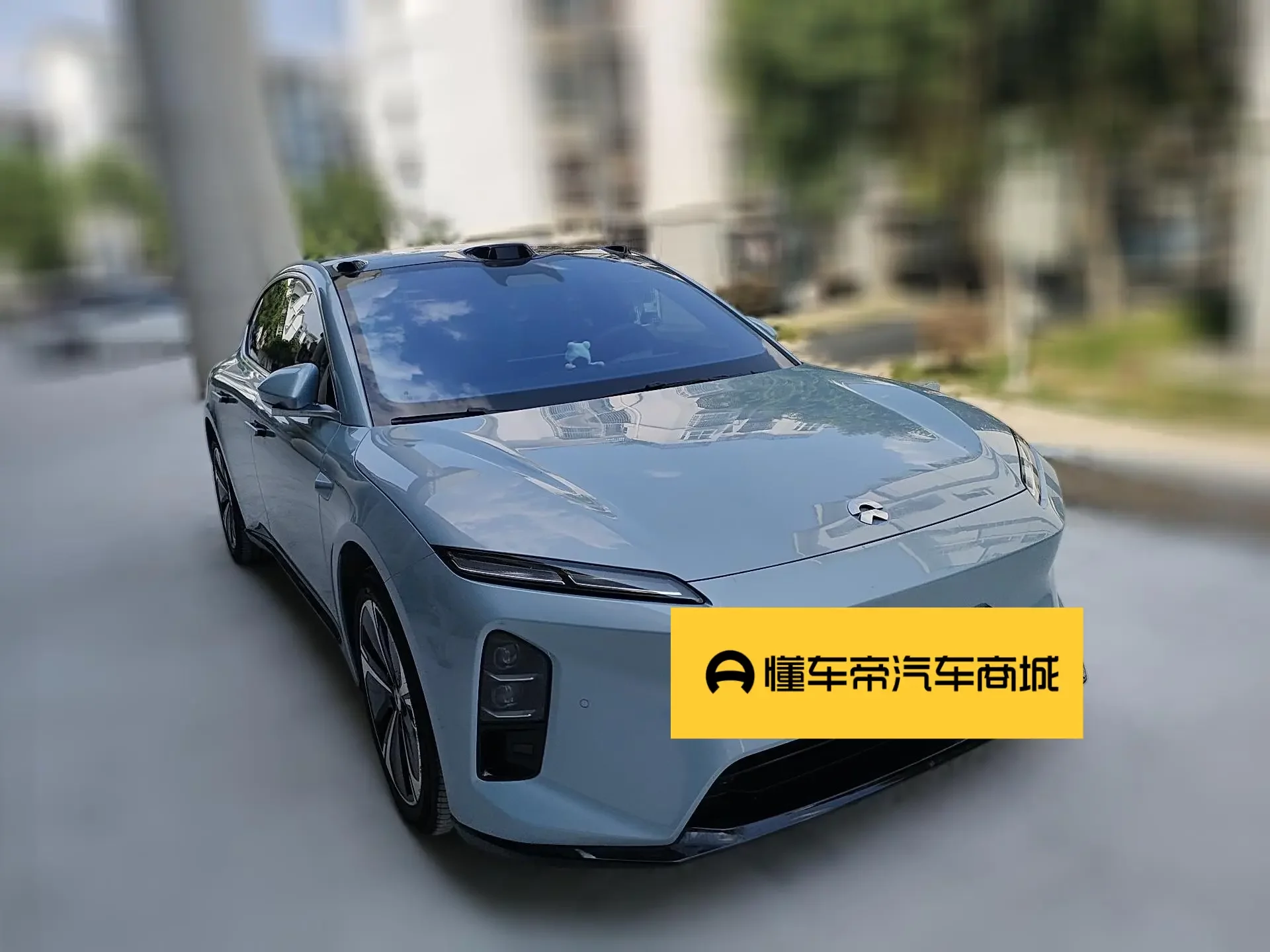 NIO ET5