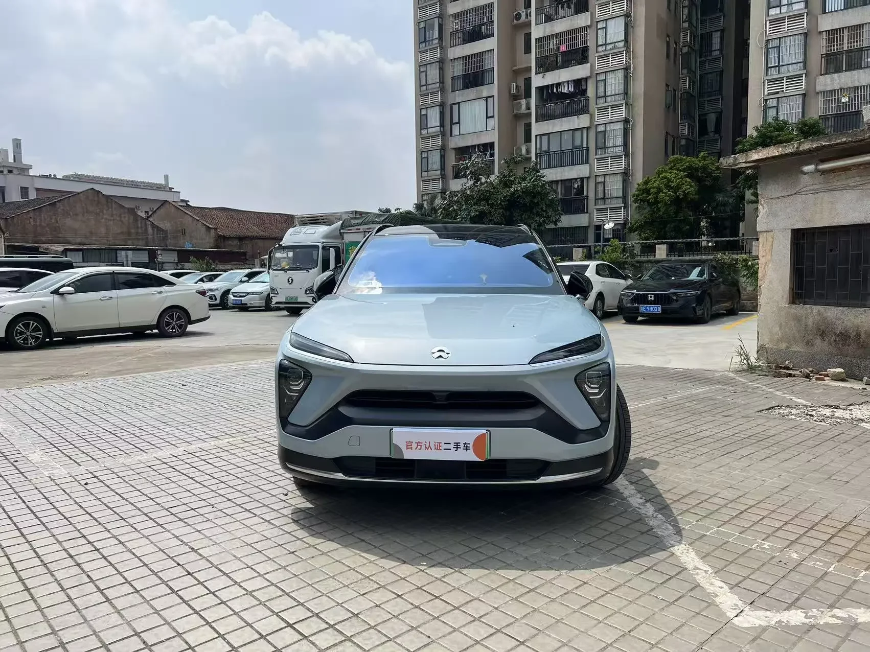 NIO ES6