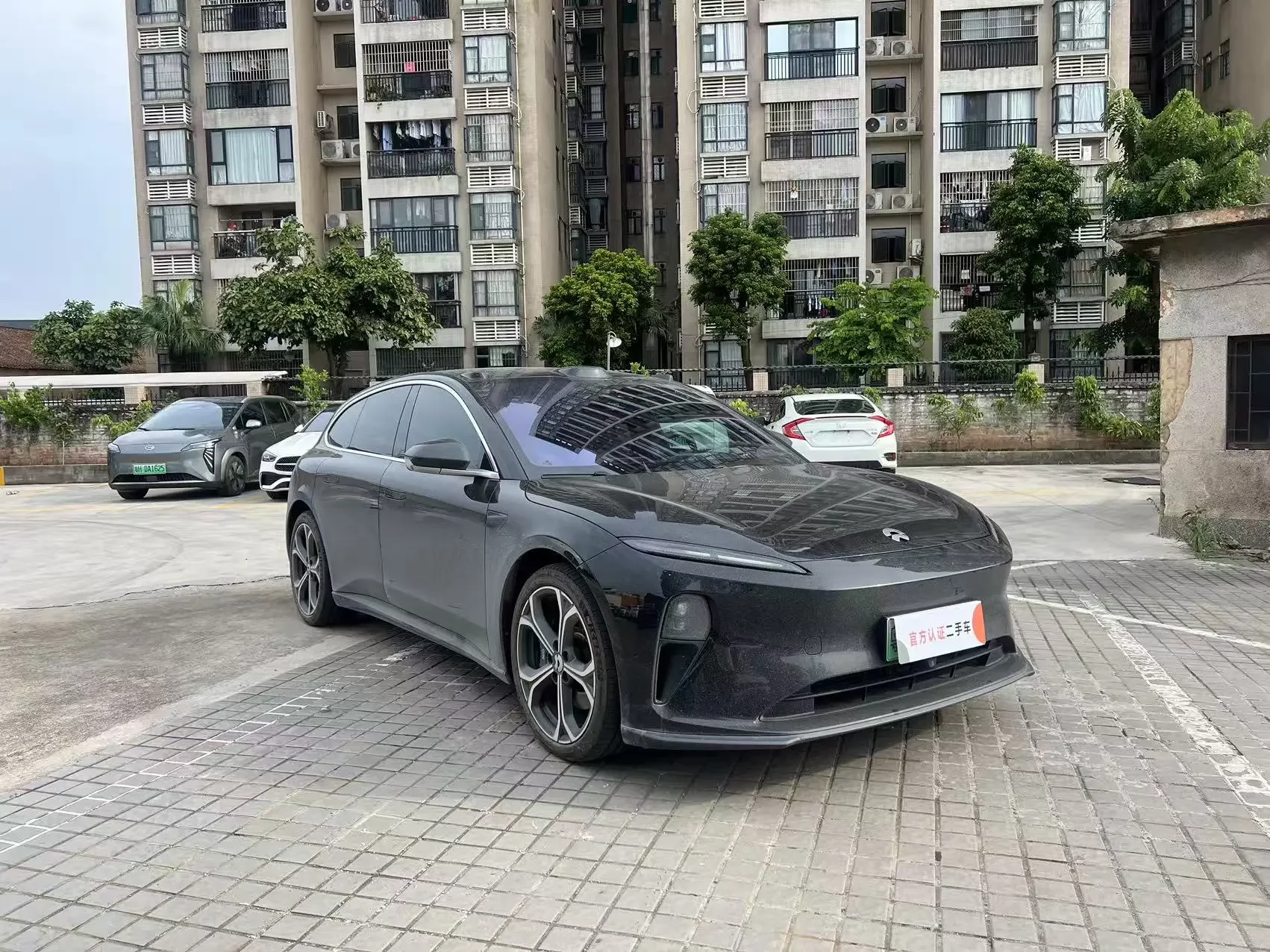NIO ET5T