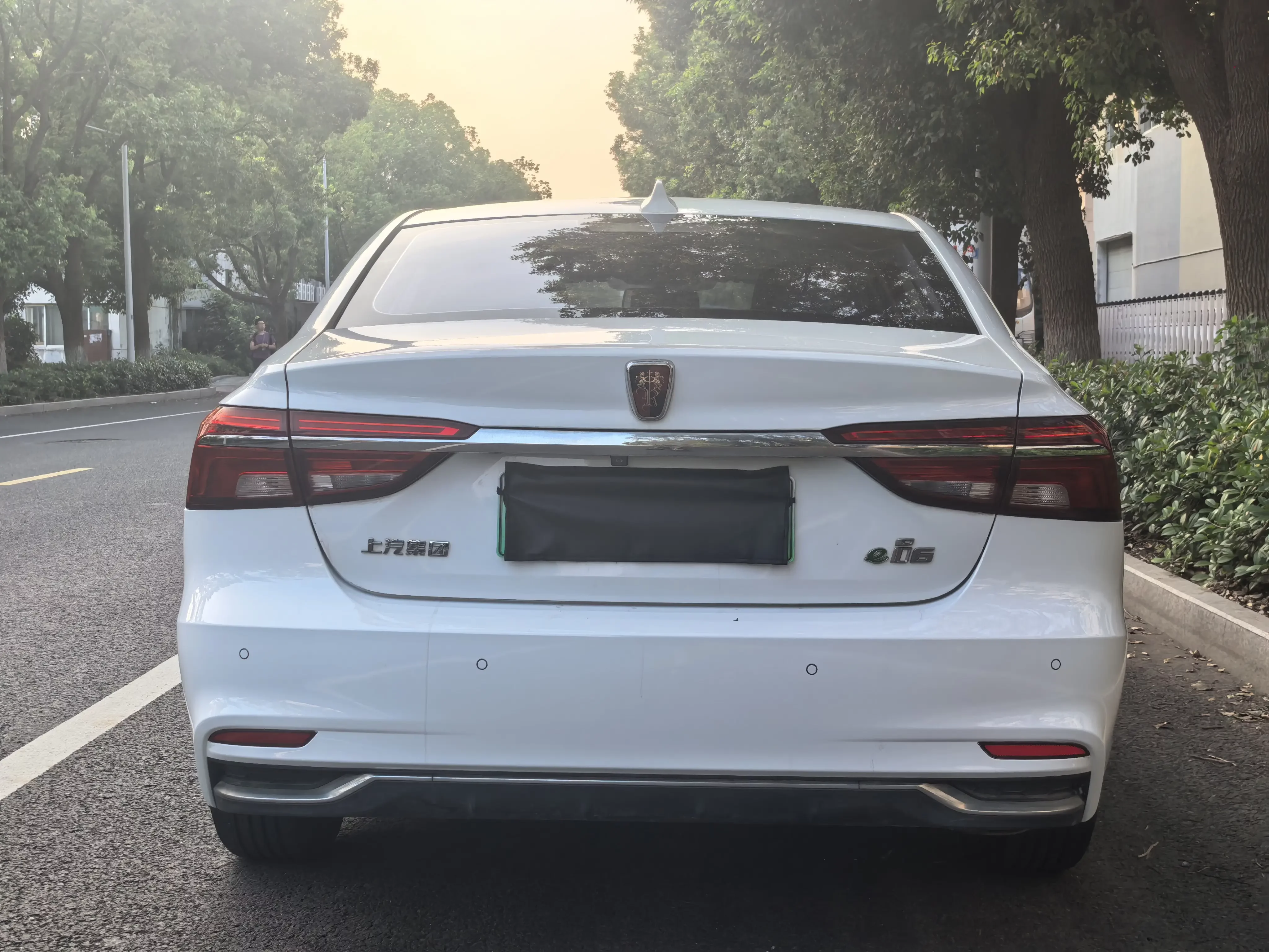 Roewe ei6