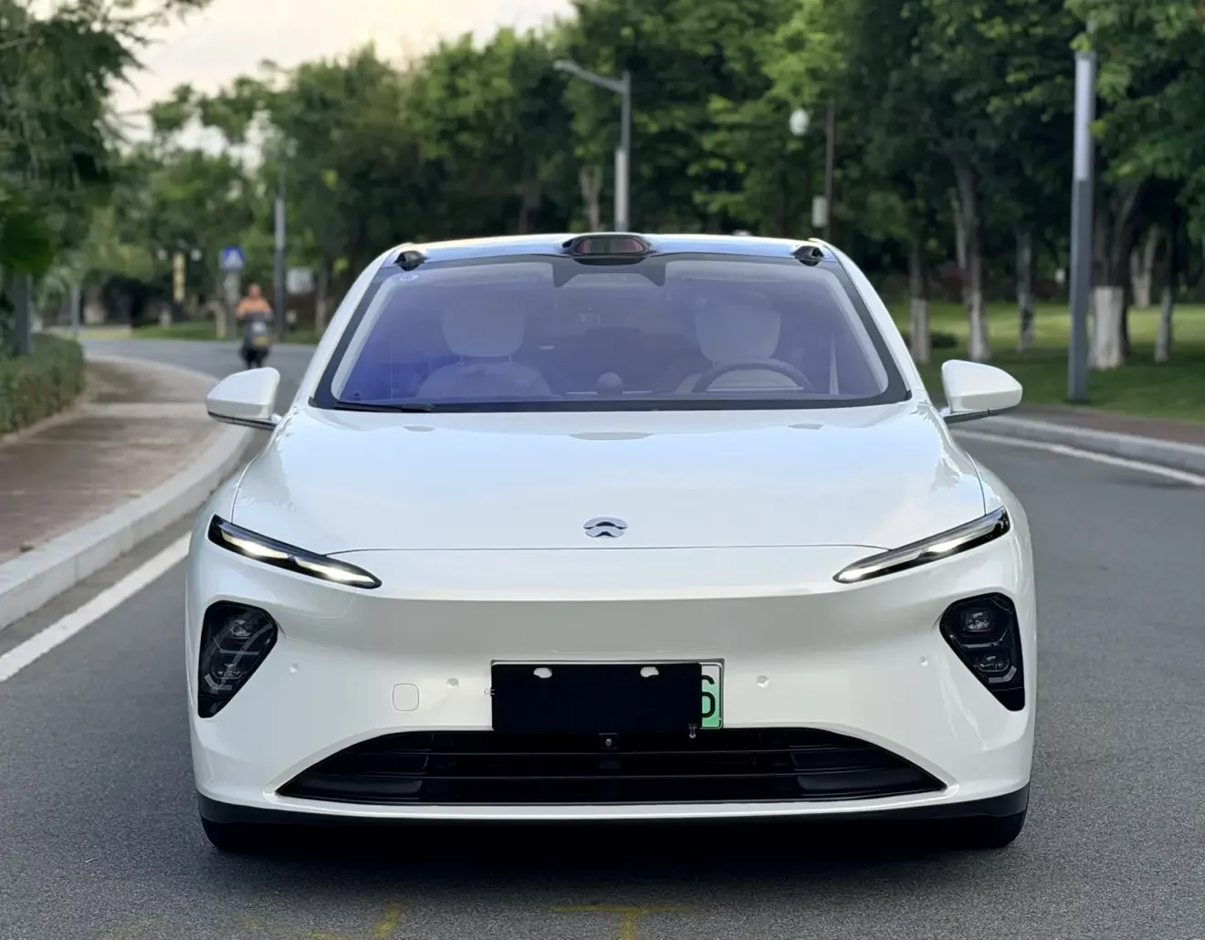 NIO ET7