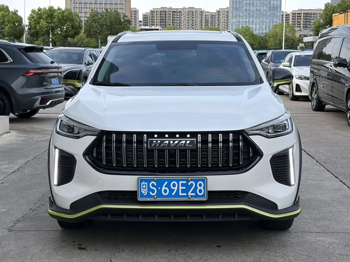 Haval Harvard Red Rabbit