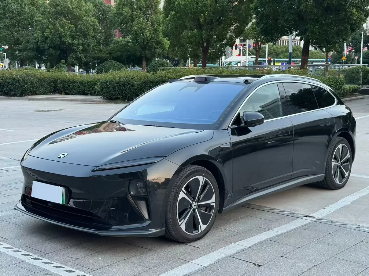 NIO ET5T