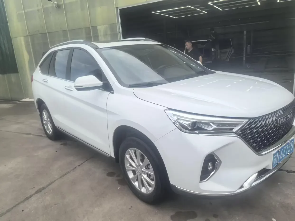 Haval M6