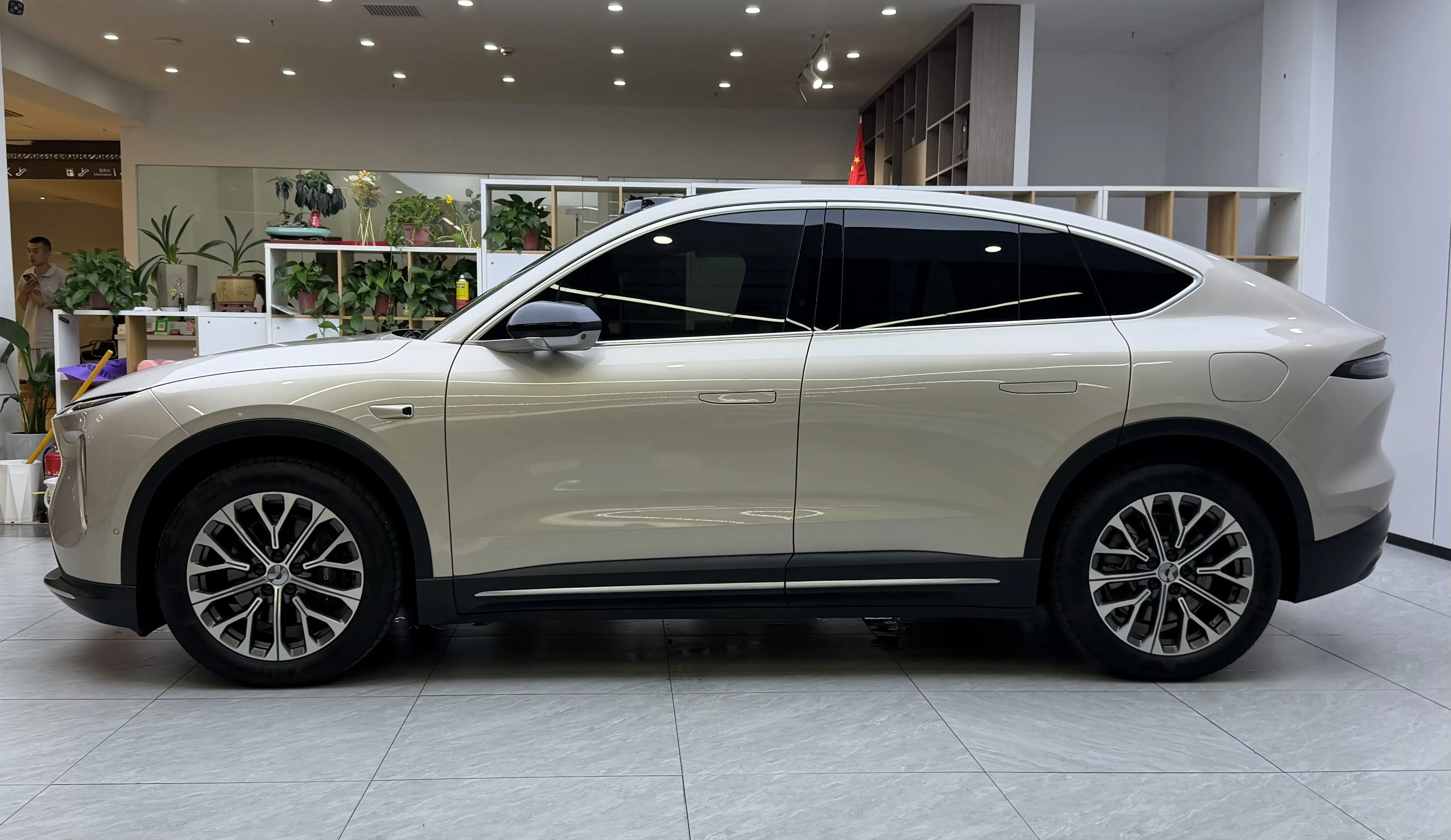 NIO EC6