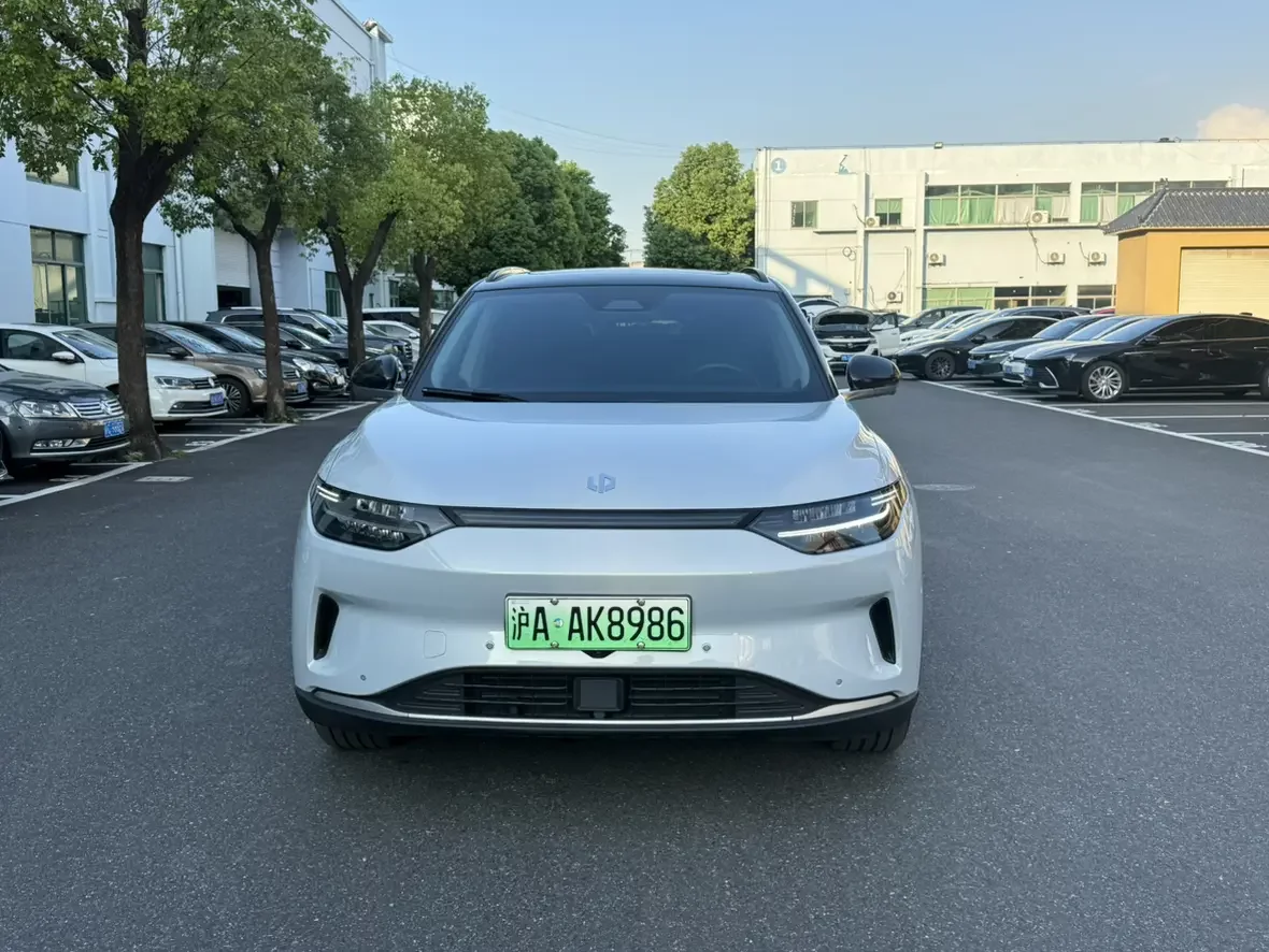 Leapmotor Zero running C11
