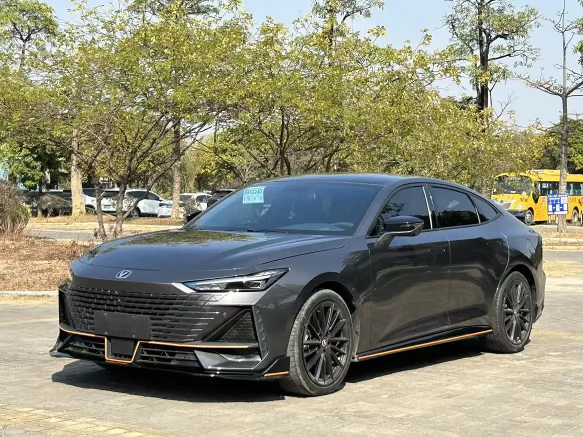 Changan UNI-V