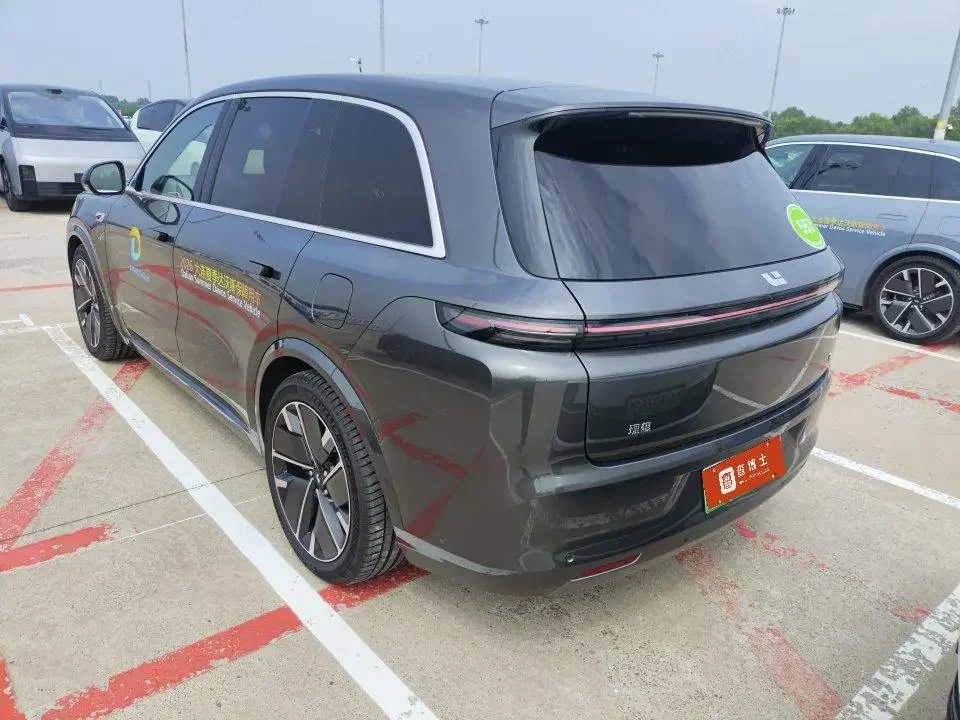 Li L8 (Ideal L8)