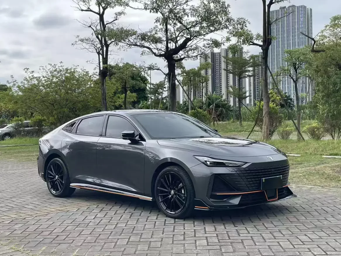 Changan UNI-V