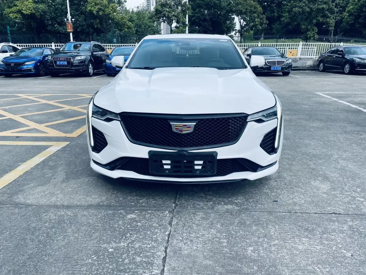 Cadillac CT4