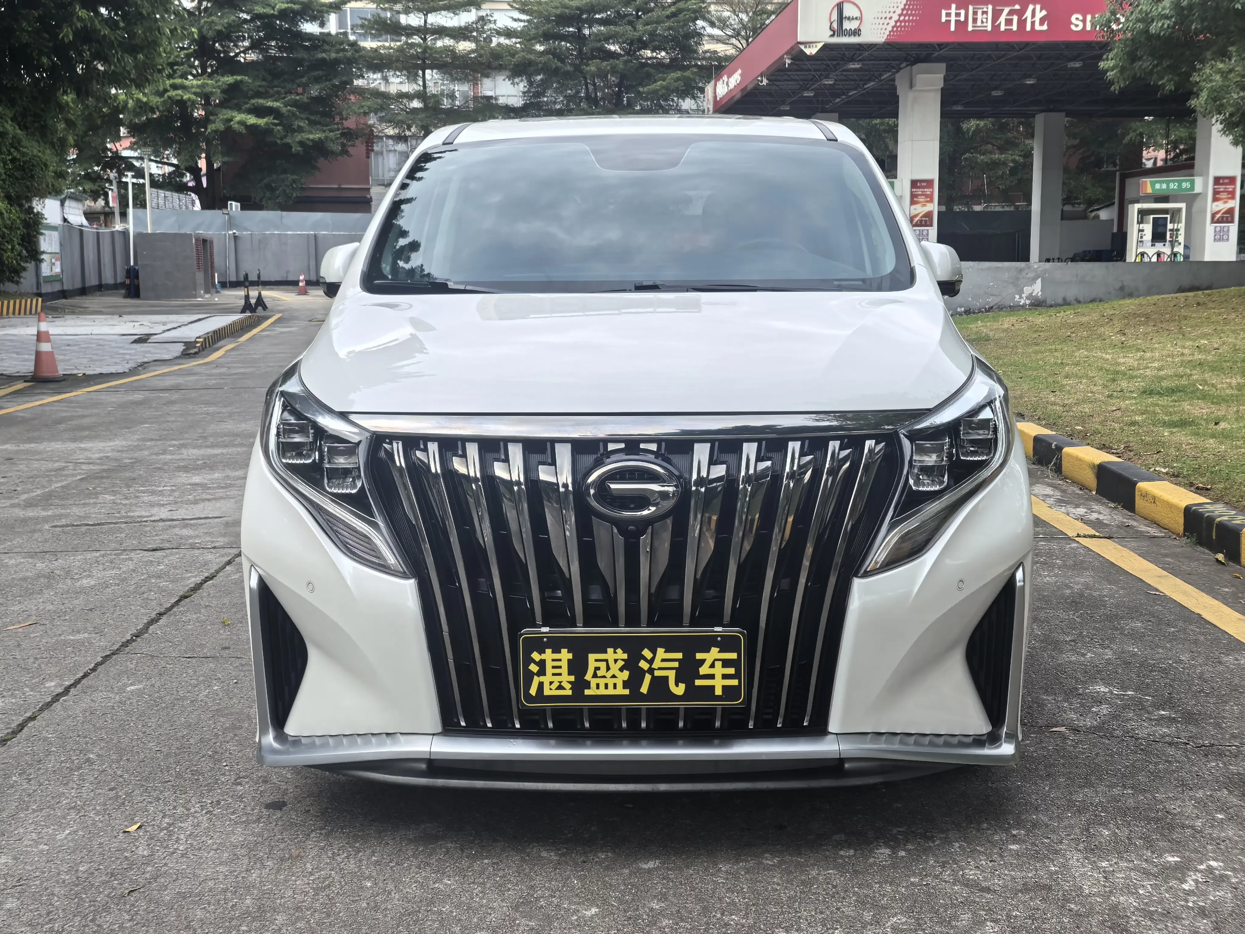 GAC Trumpchi M8