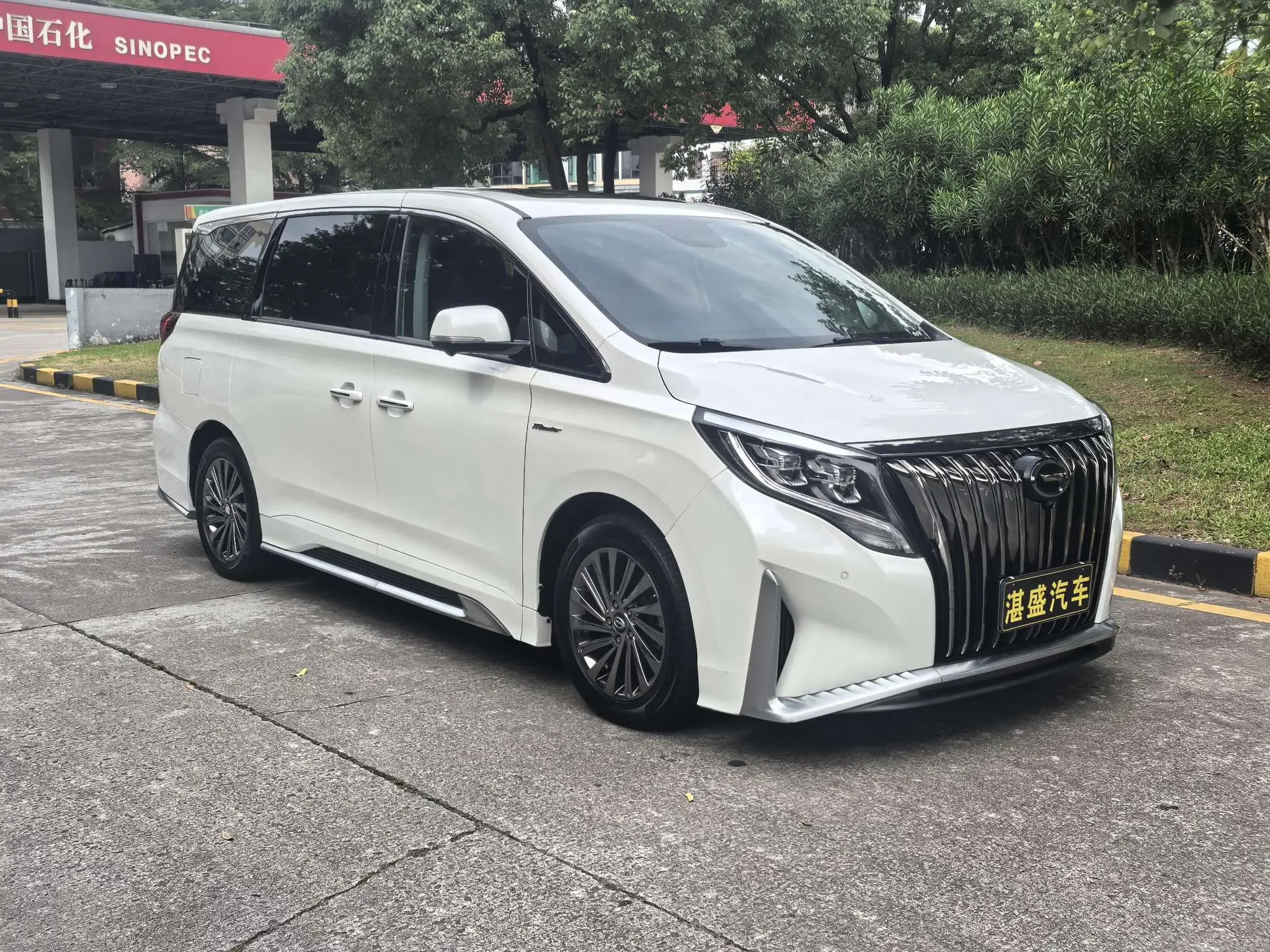 GAC Trumpchi M8