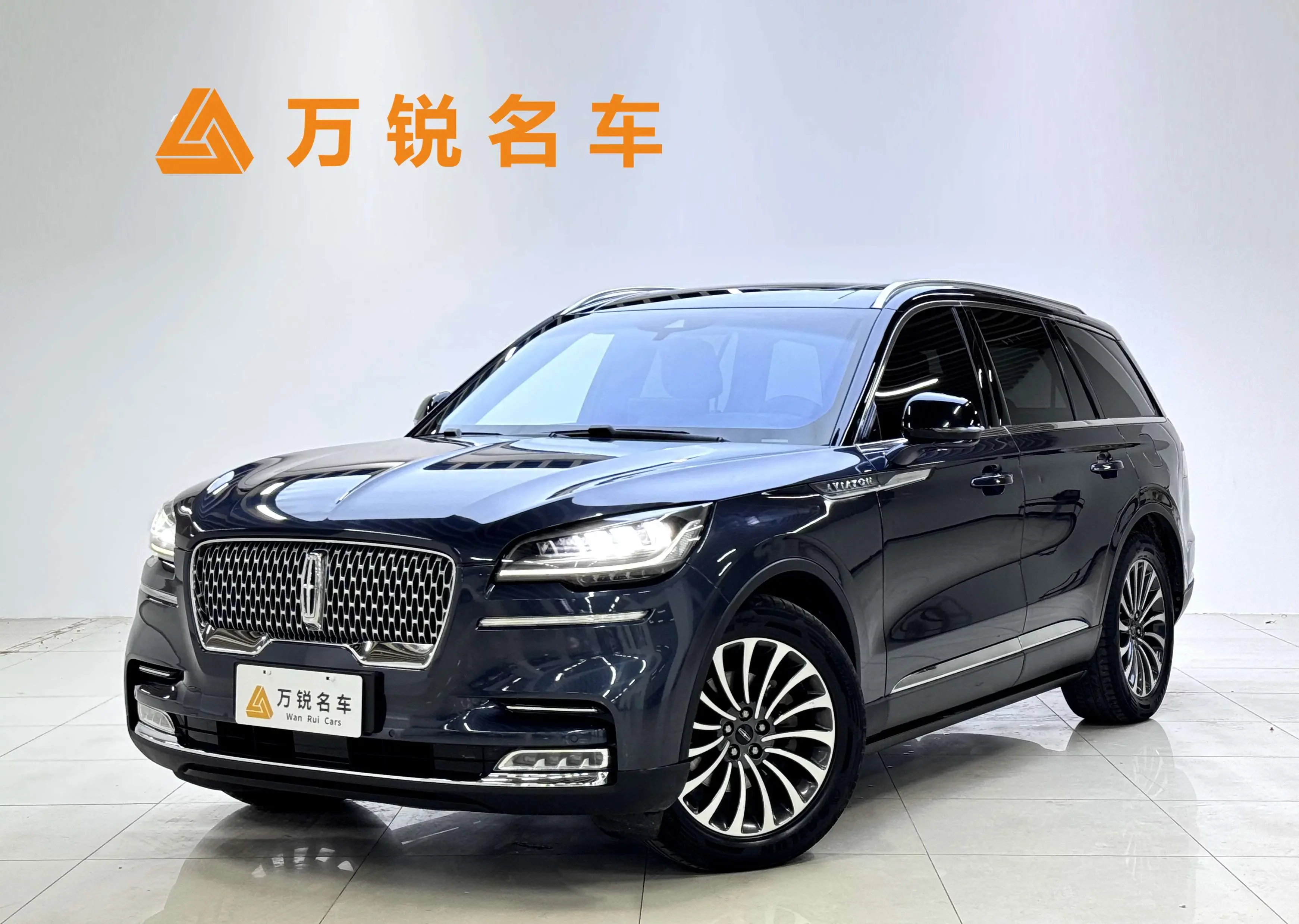 Lincoln aviator