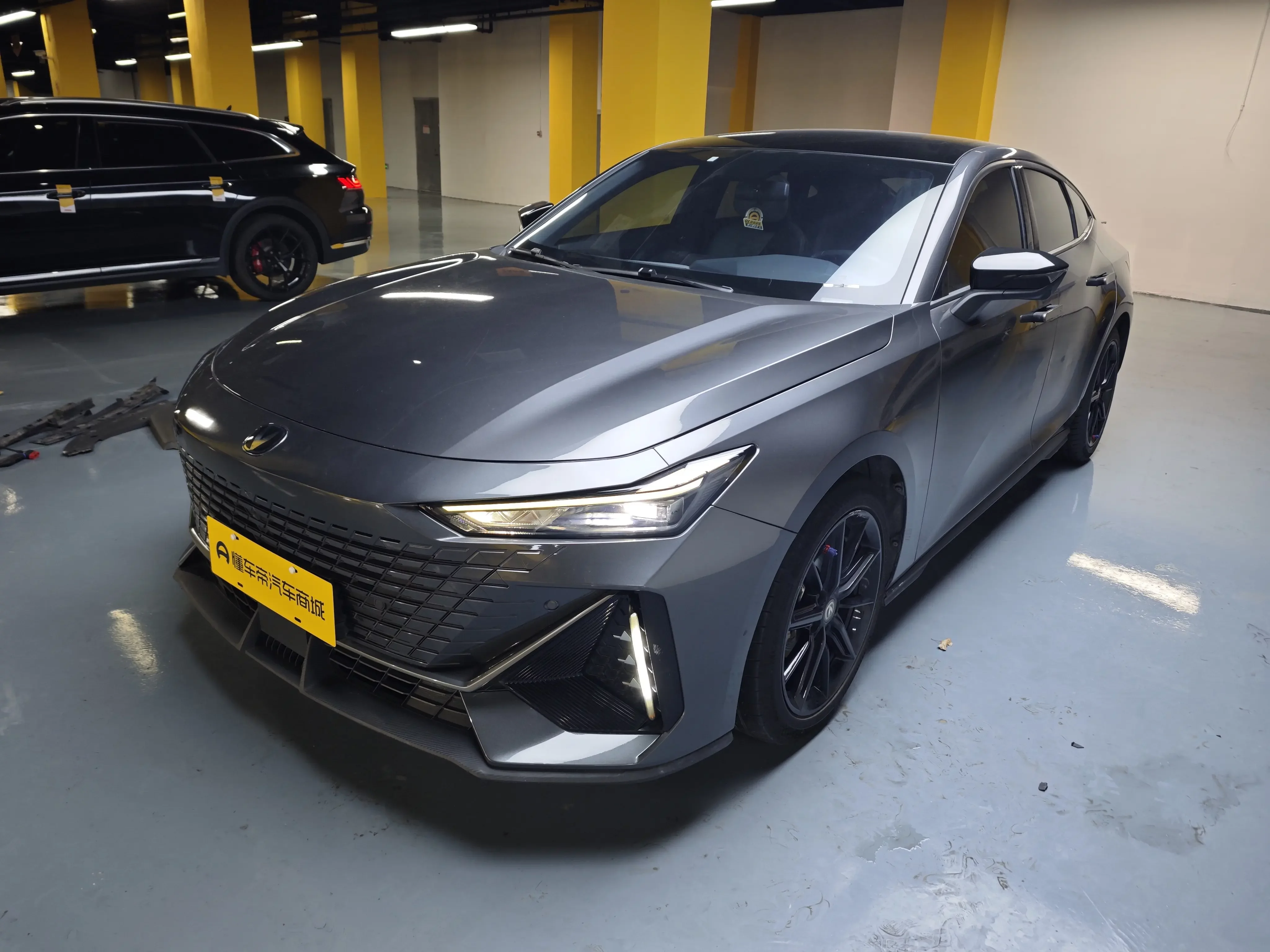 Changan UNI-V
