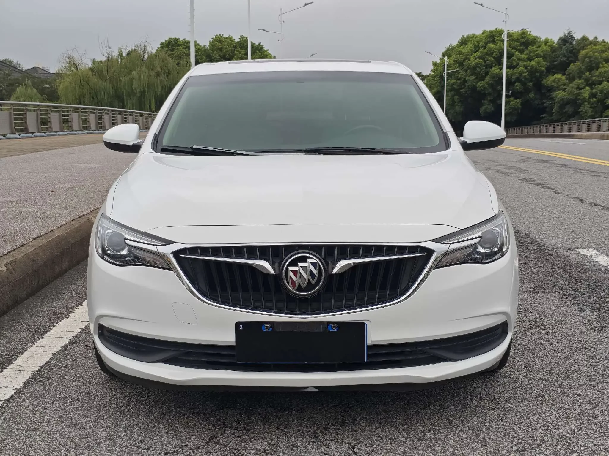 Buick Yinglang