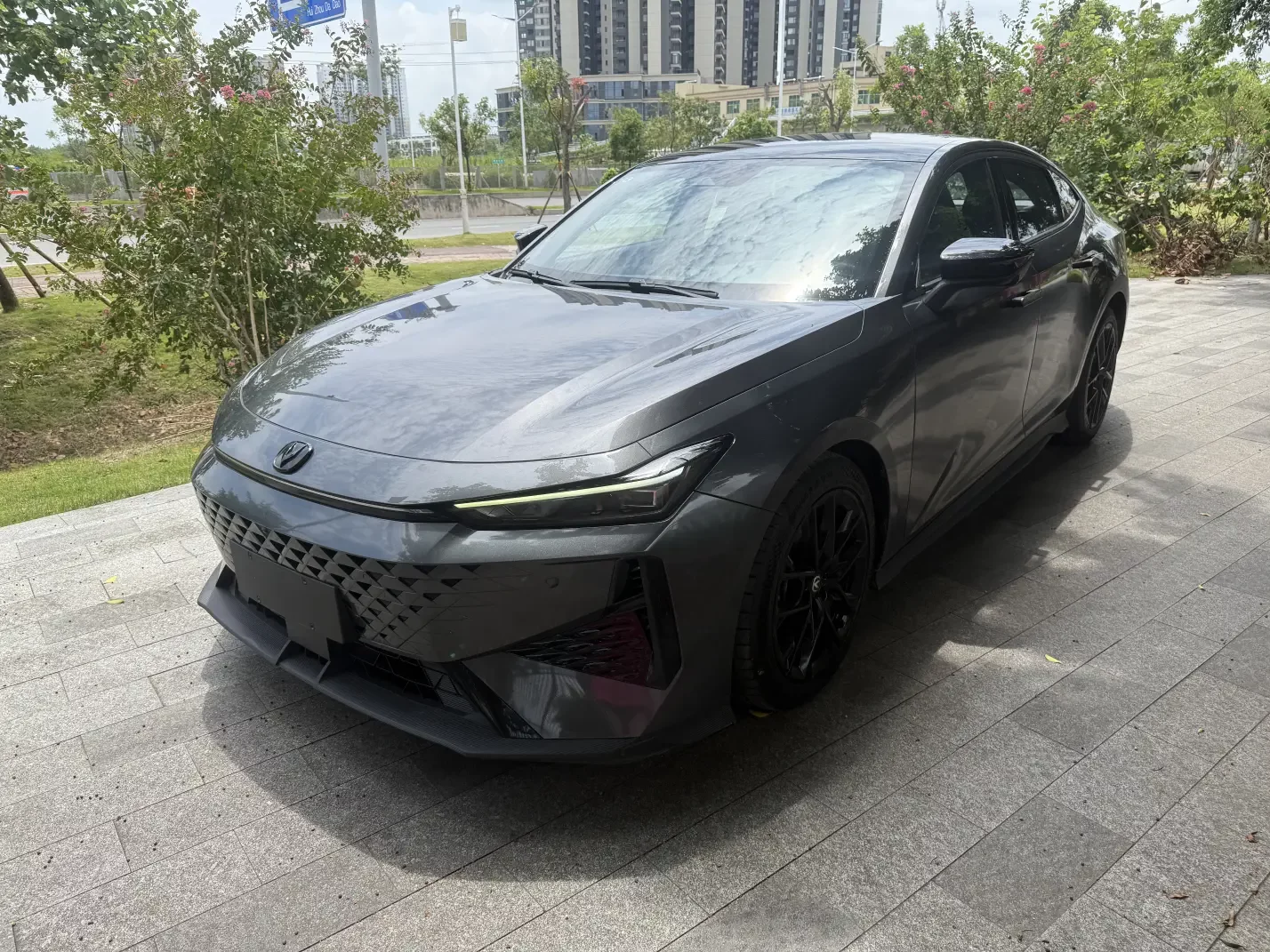 Changan UNI-V