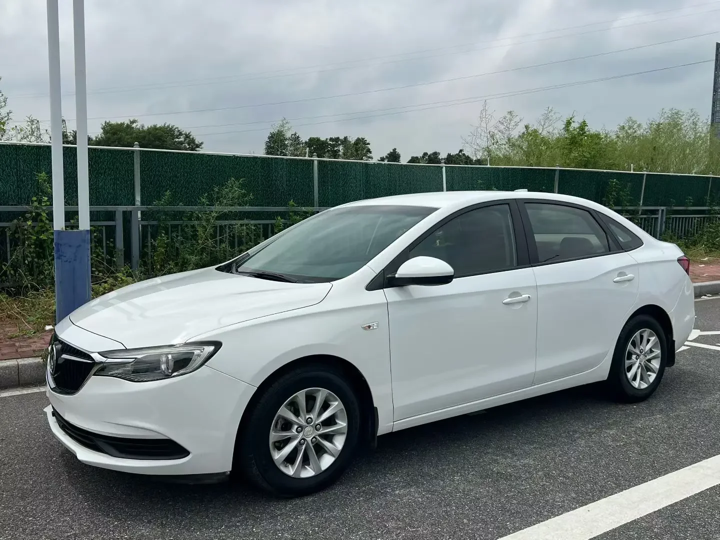 Buick Yinglang