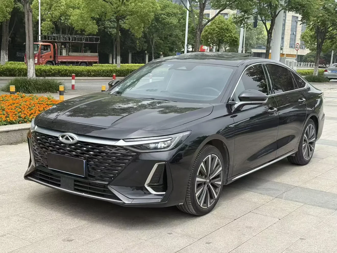 Chery Arrizo 8