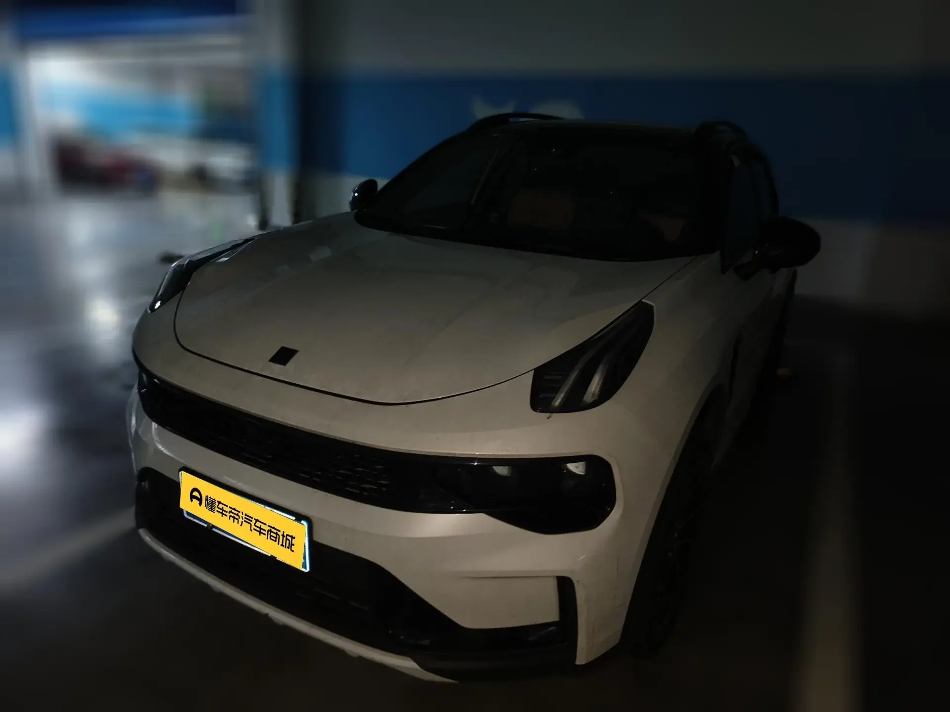 Lynk & Co 01