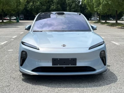 NIO ET5