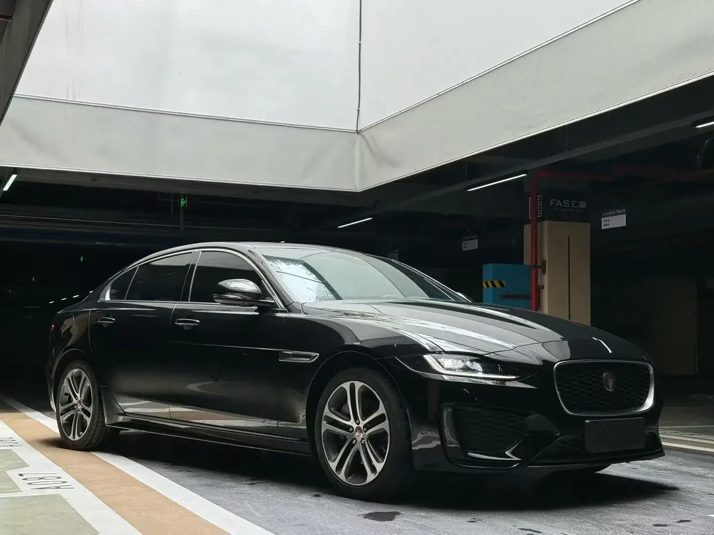Jaguar XEL