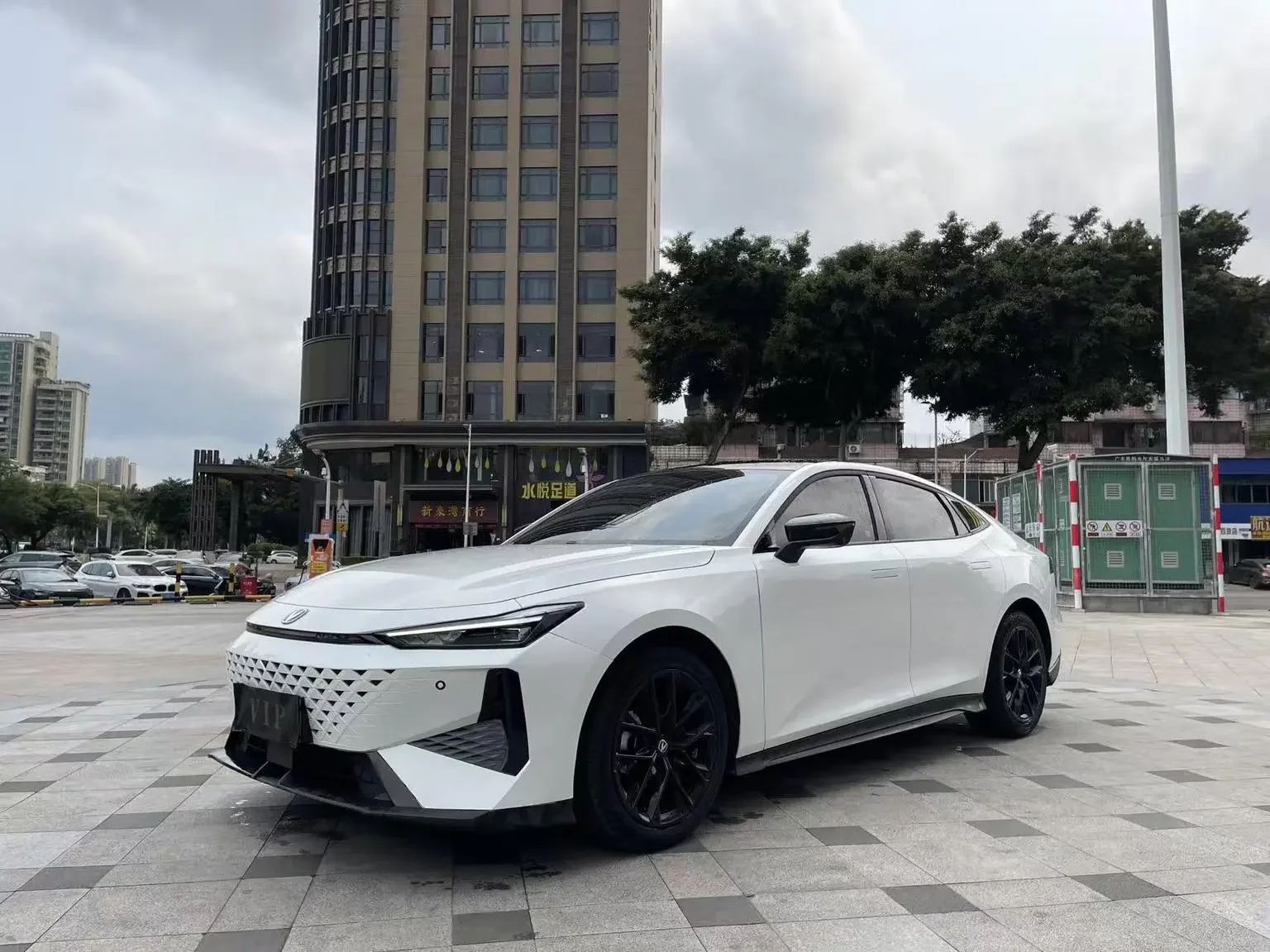Changan UNI-V