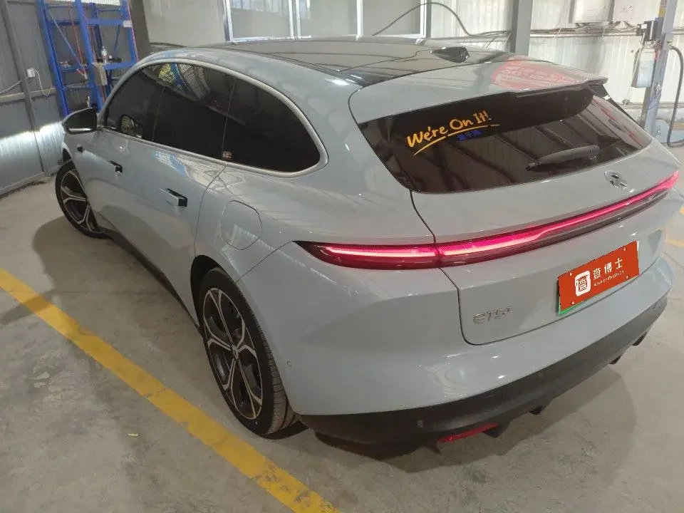 NIO ET5T