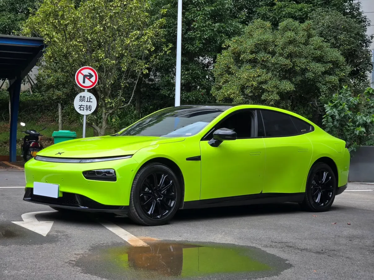 Xpeng P7