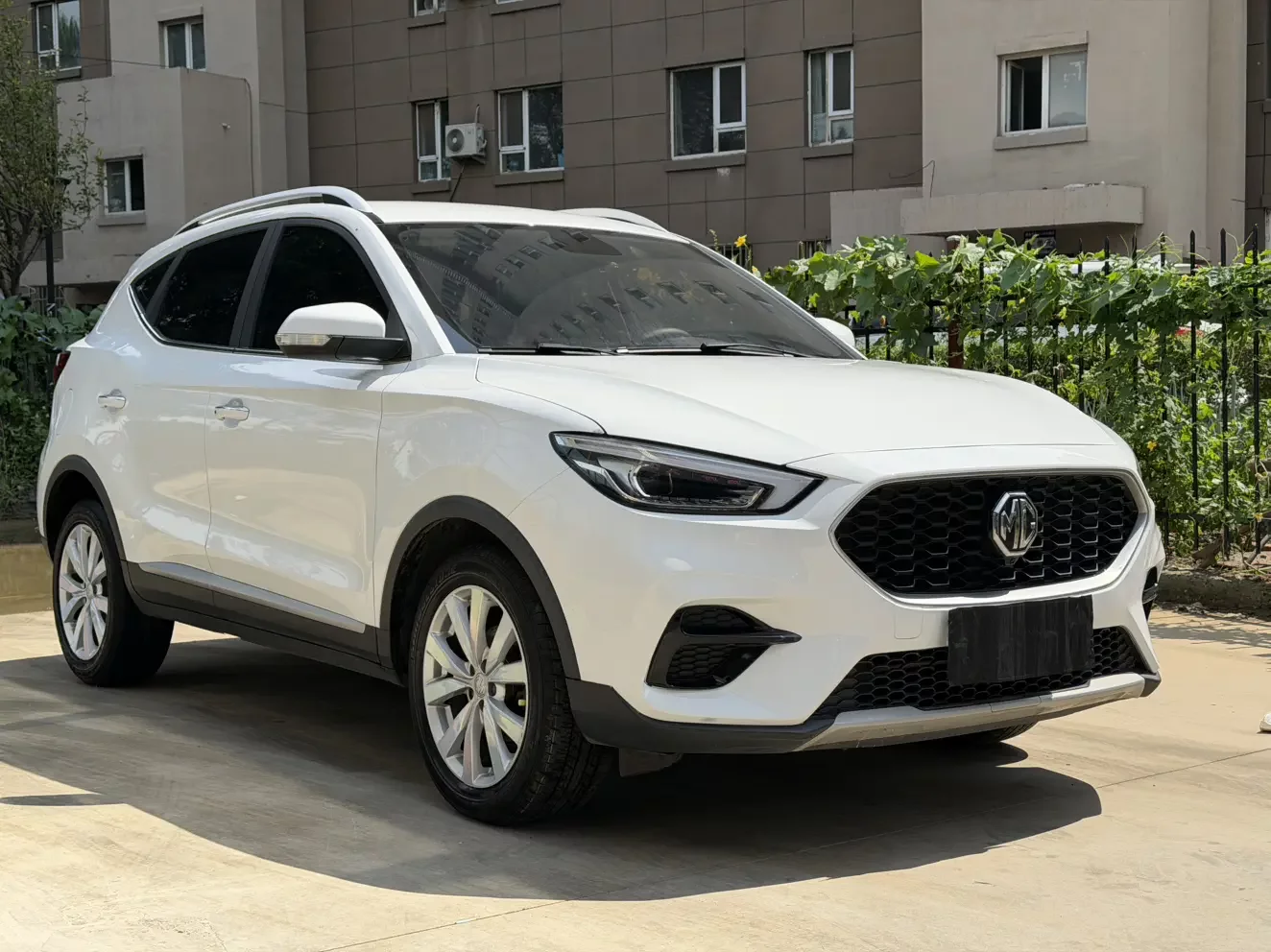 MG ZS