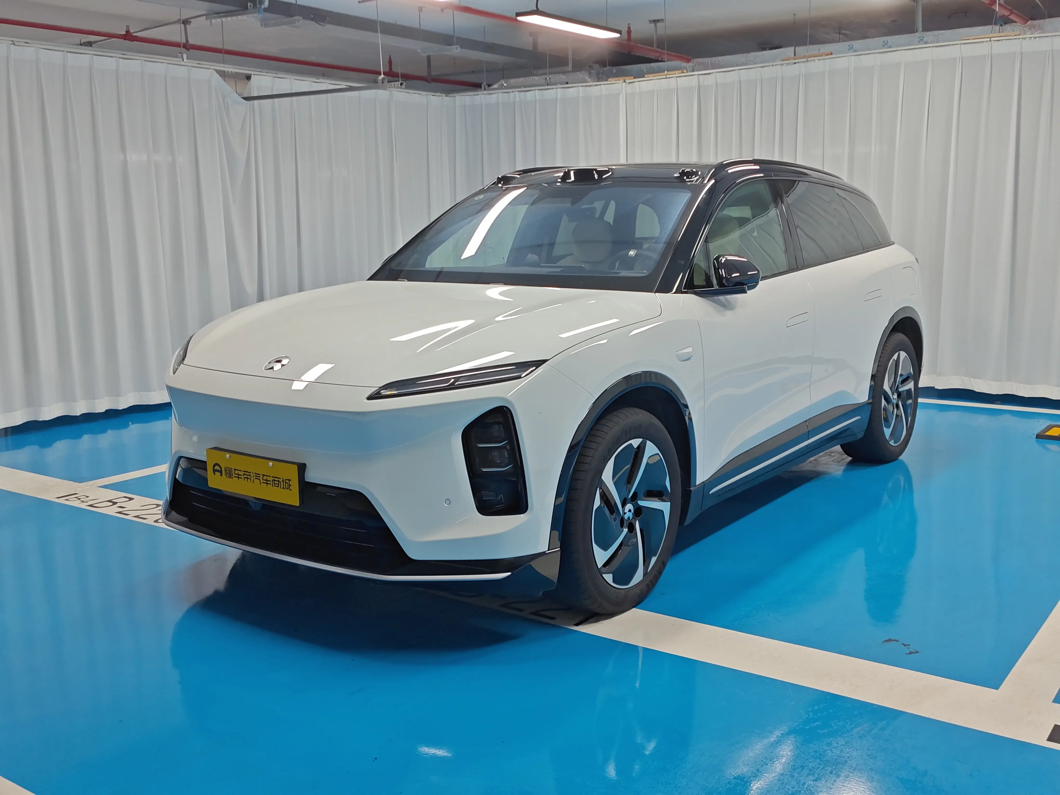 NIO ES6