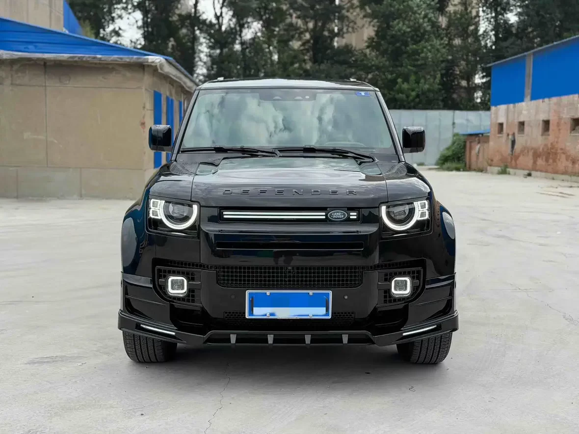 Land Rover guard