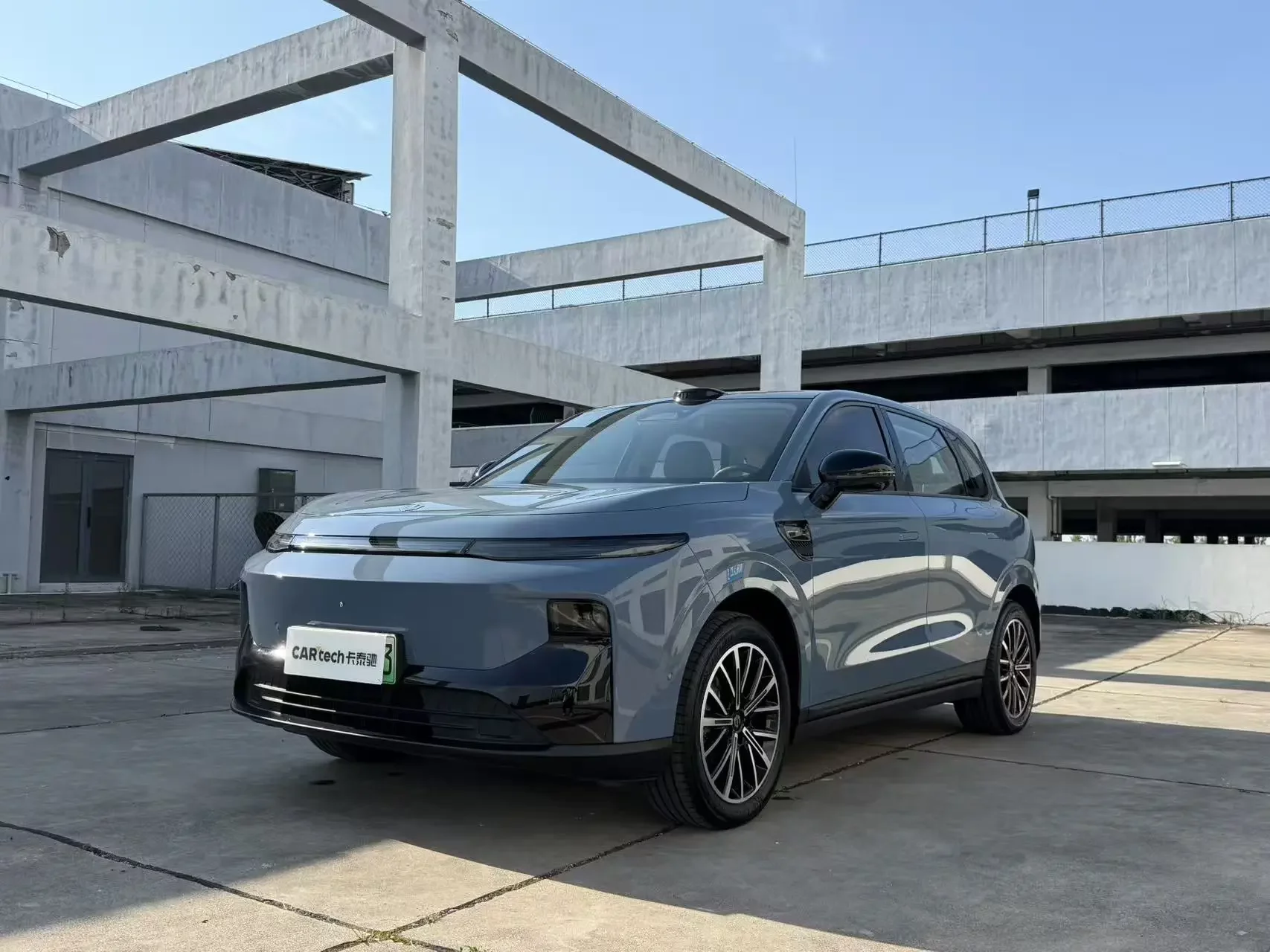 Leapmotor B10