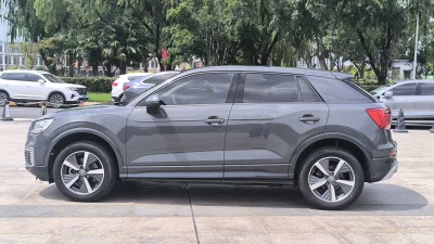 Audi Q2L e-tron