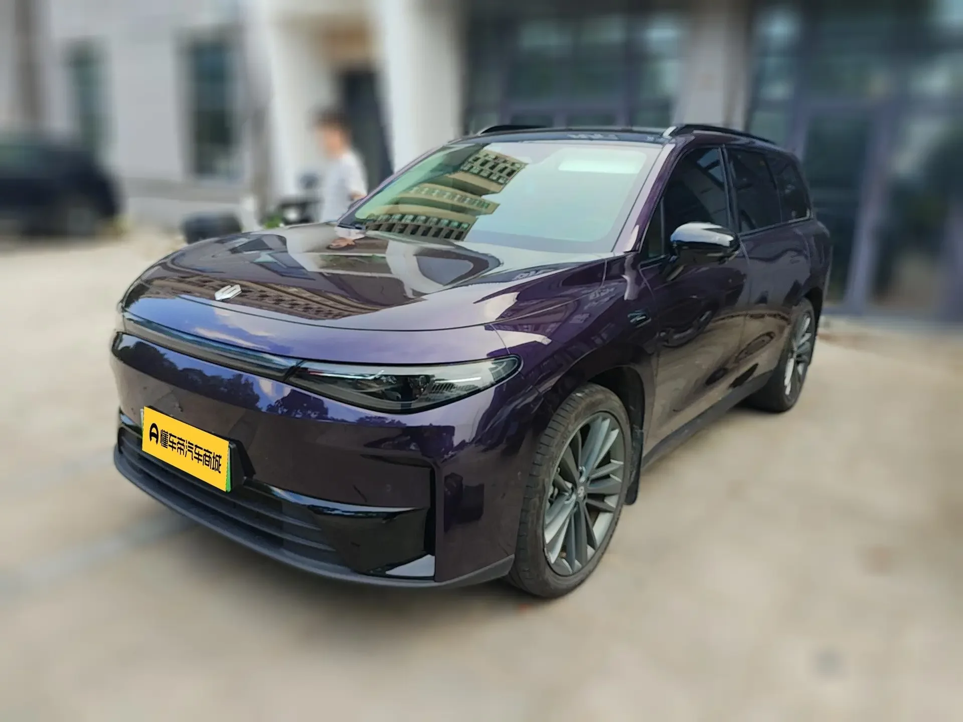 Leapmotor C16