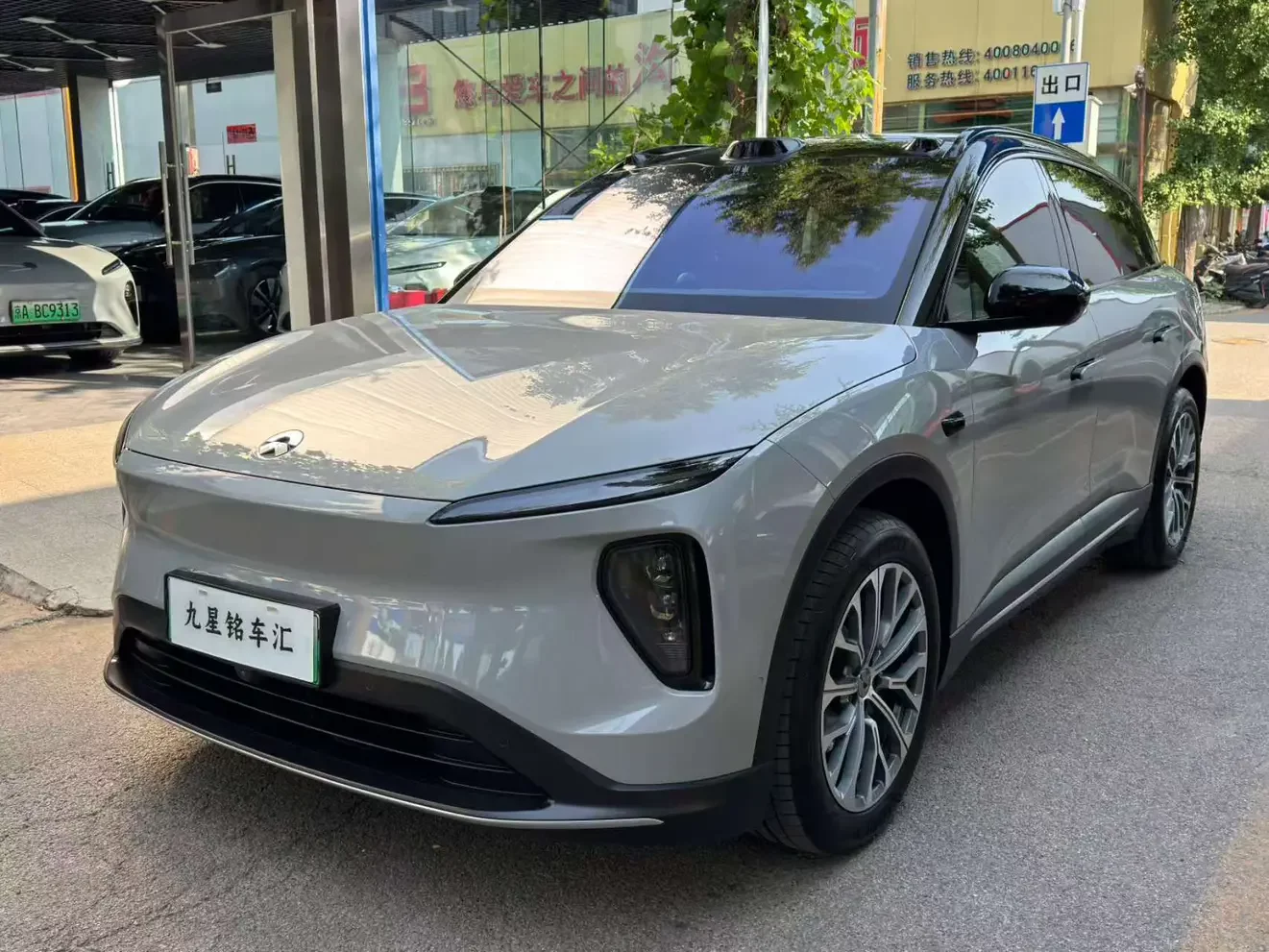 NIO ES6