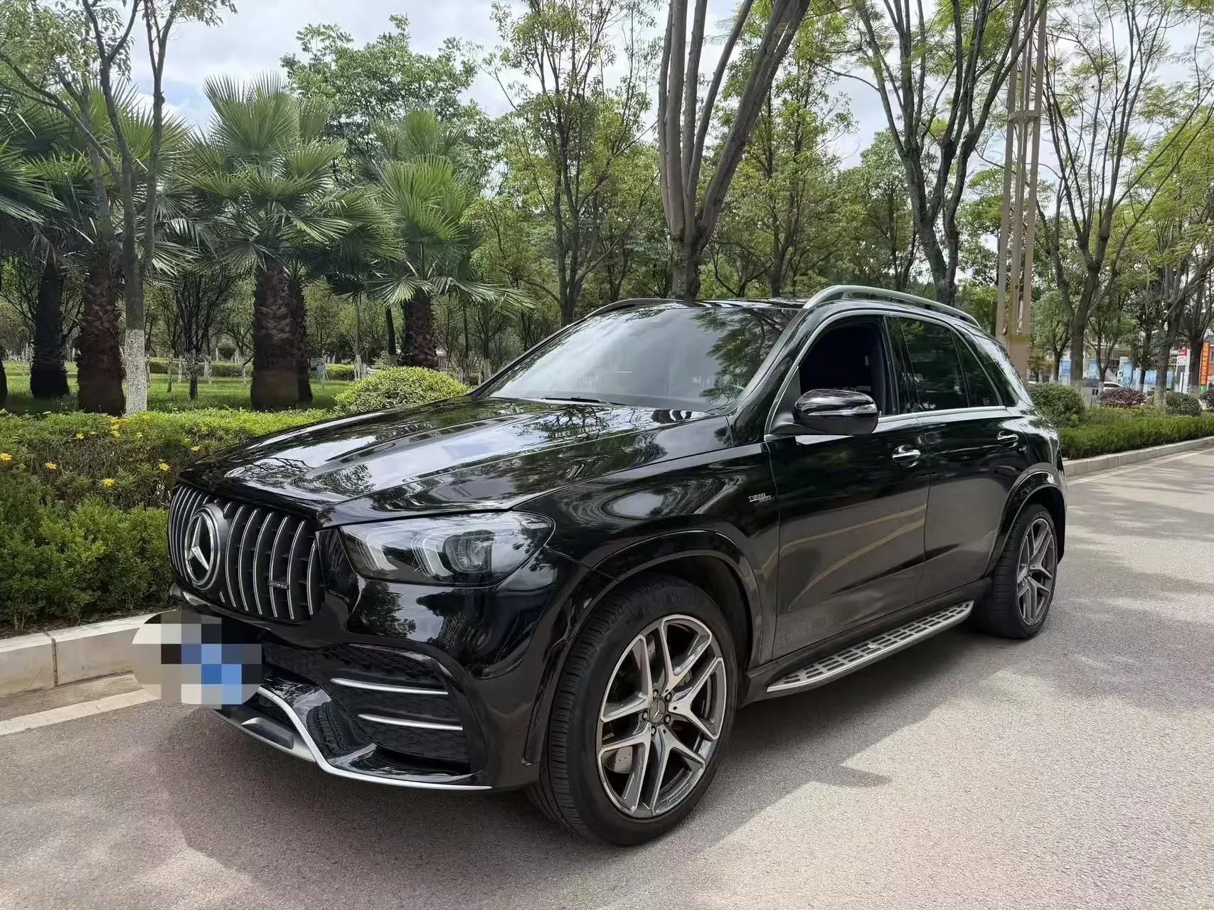 MERCEDES-BENZ GLE AMG