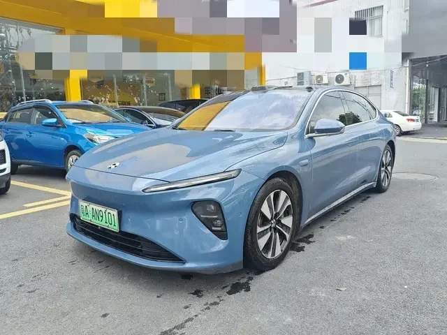 NIO ET7